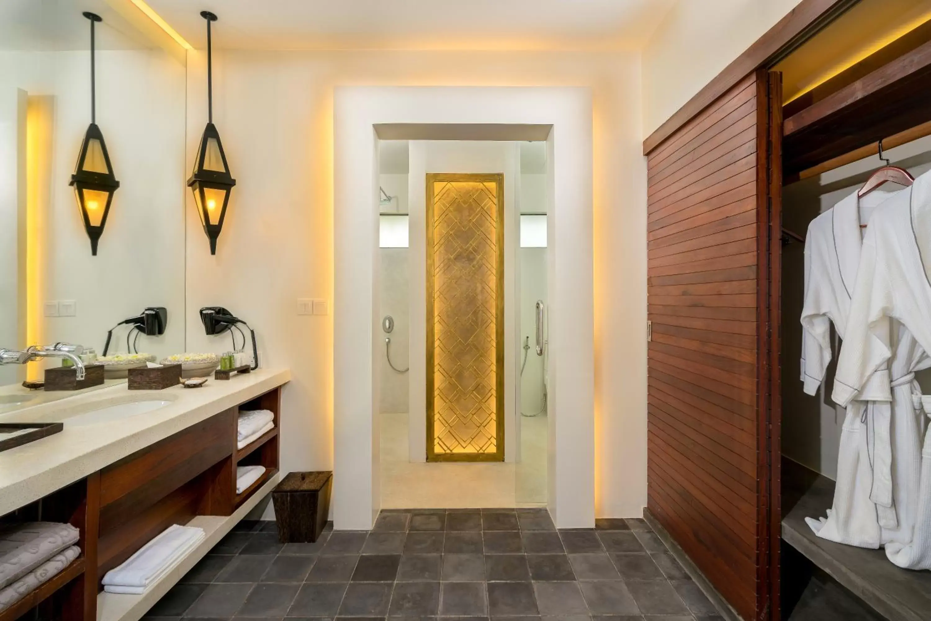 Bathroom in Metta Residence & Spa