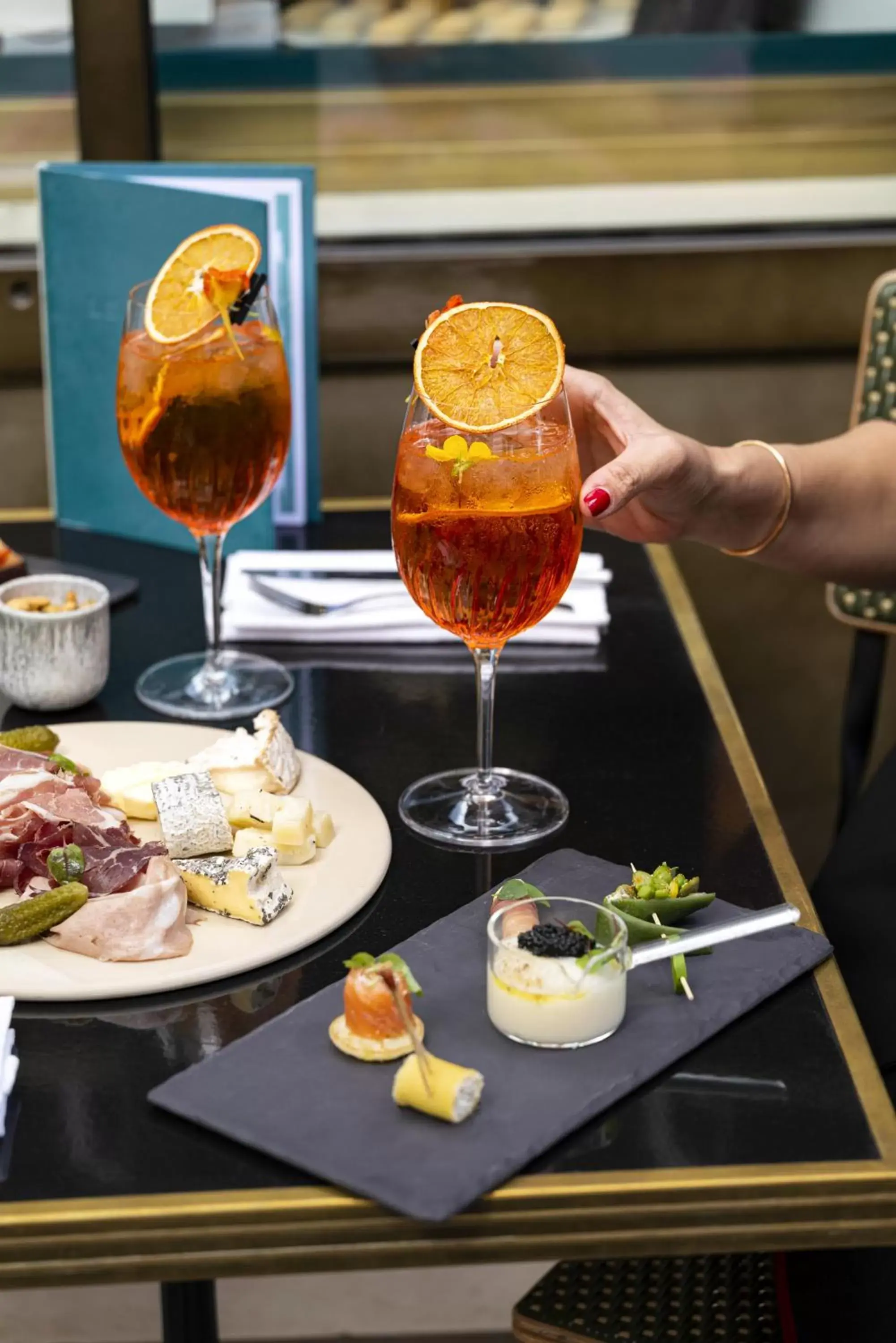 Food and drinks in Sofitel London Gatwick