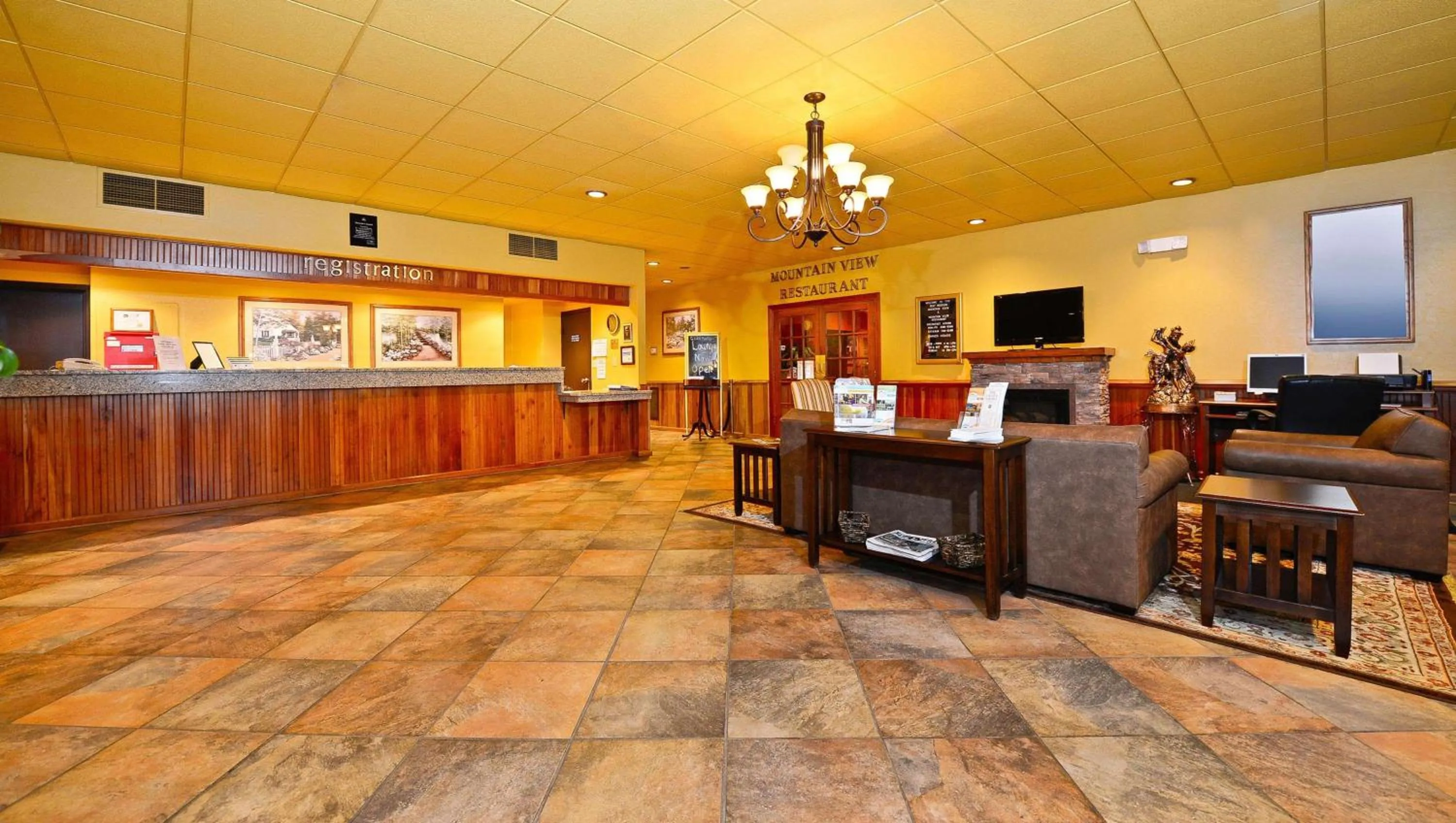 Lobby or reception in Magnuson Hotel Mountain View