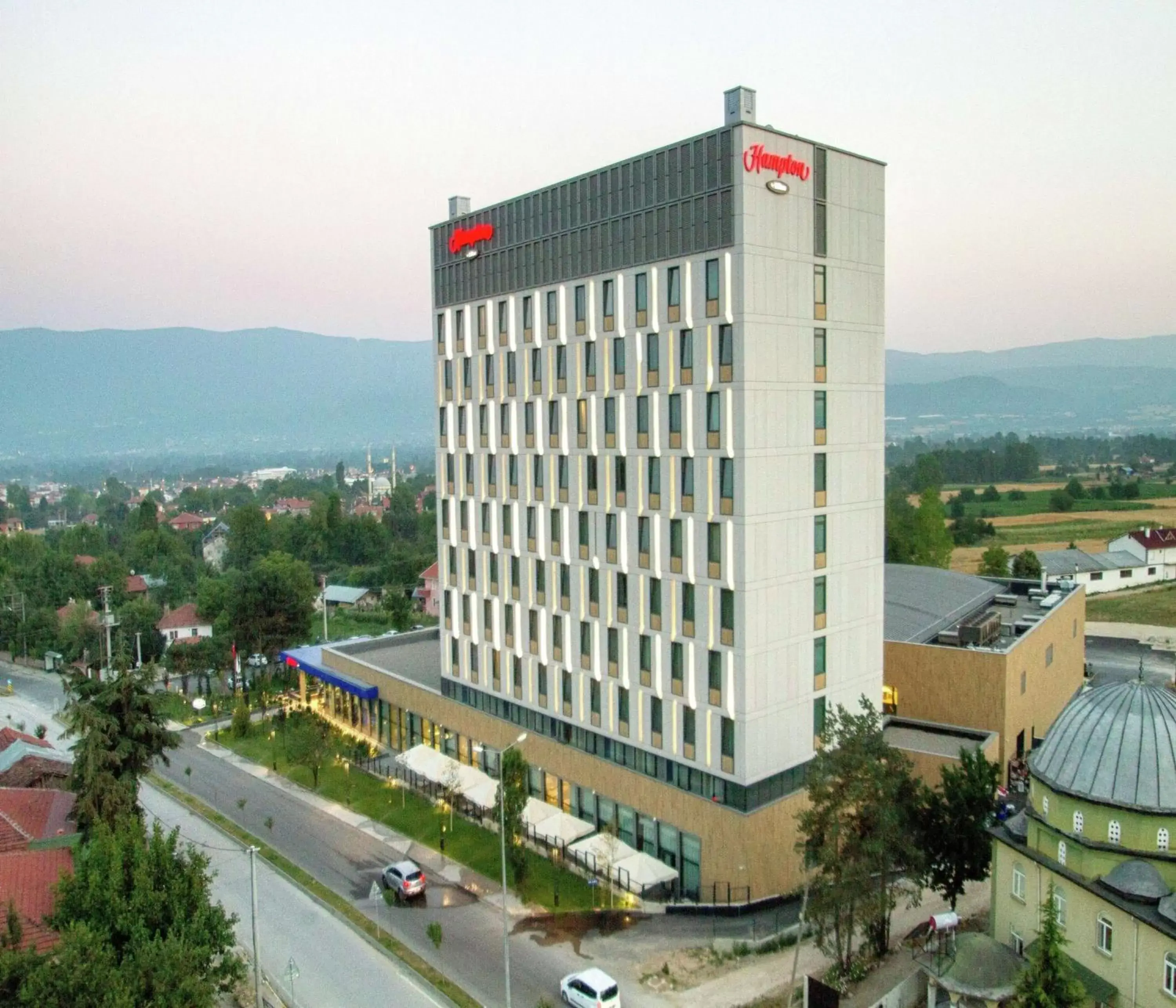 Property building in Hampton By Hilton Bolu Property building in Hampton By Hilton Bolu