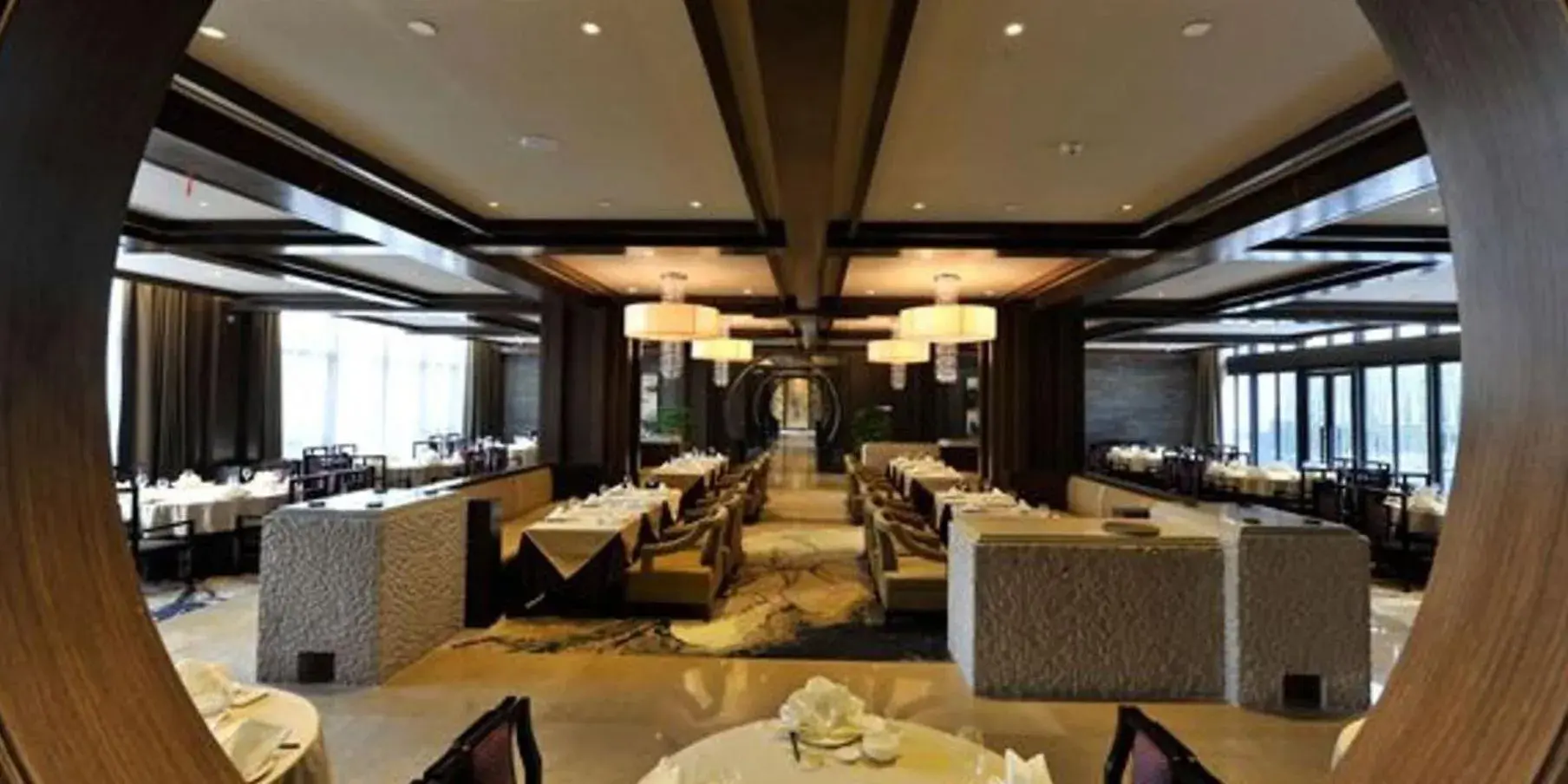 Restaurant/Places to Eat in Crowne Plaza Huangshan Yucheng, an IHG Hotel