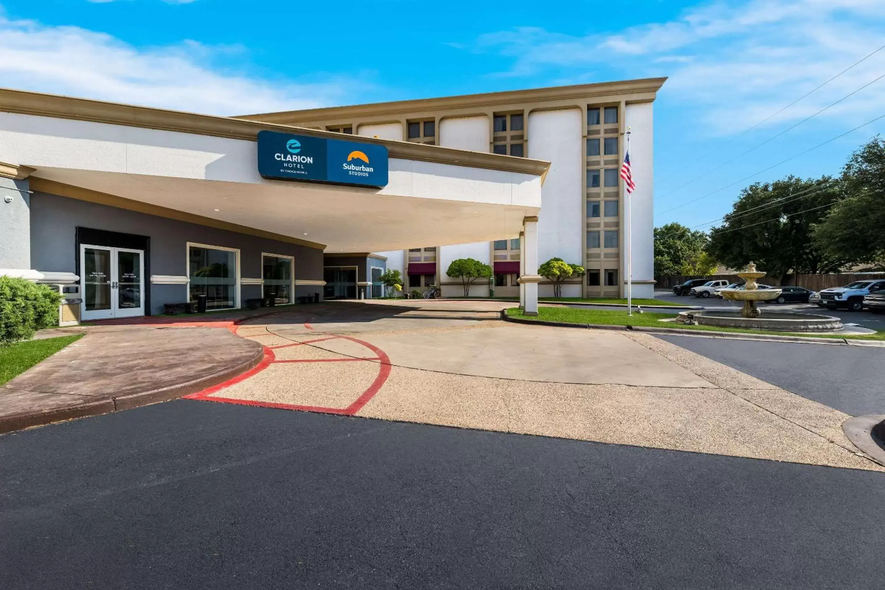 Property Building in Clarion Hotel San Angelo near Convention Center