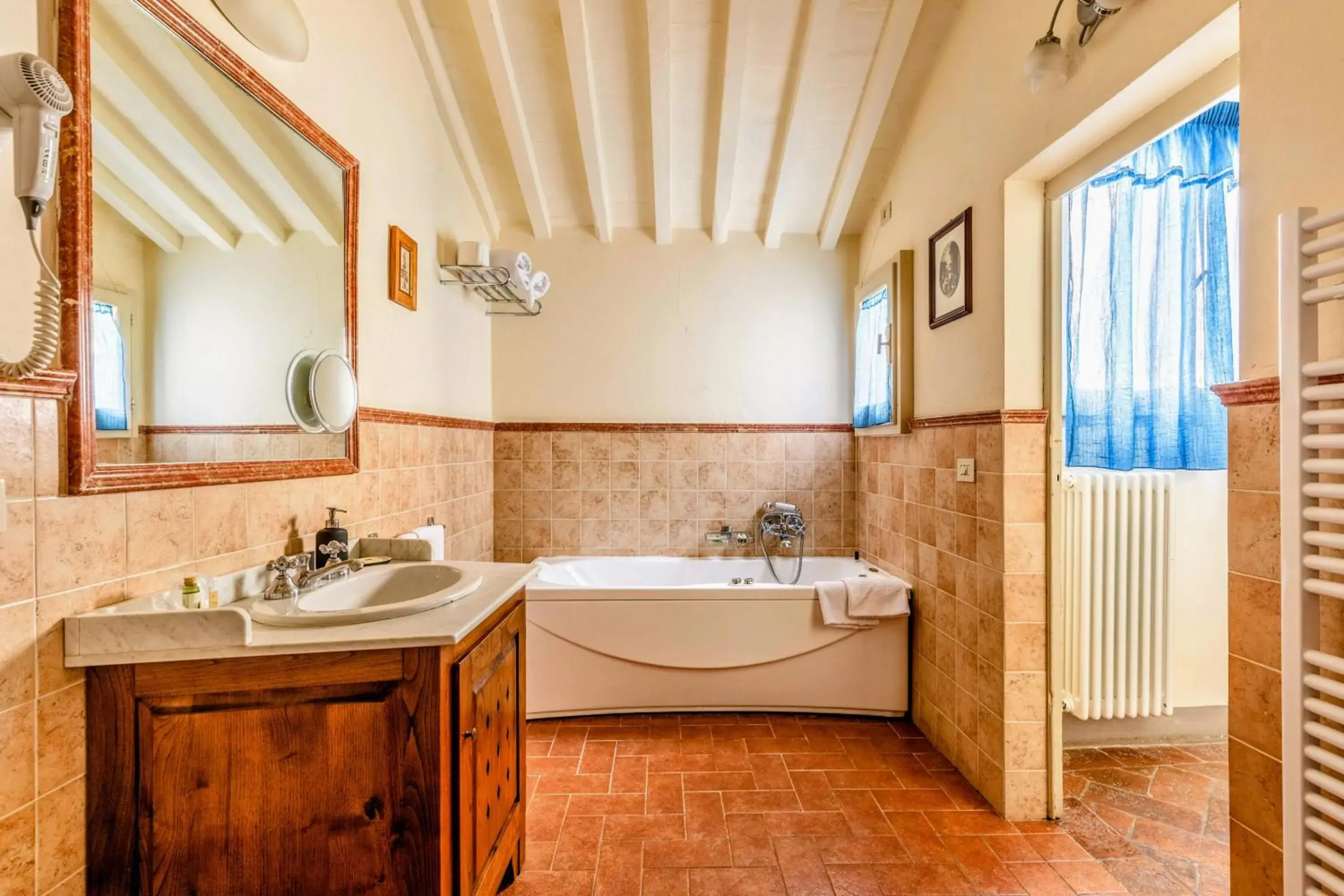 Bath, Bathroom in Hotel San Michele