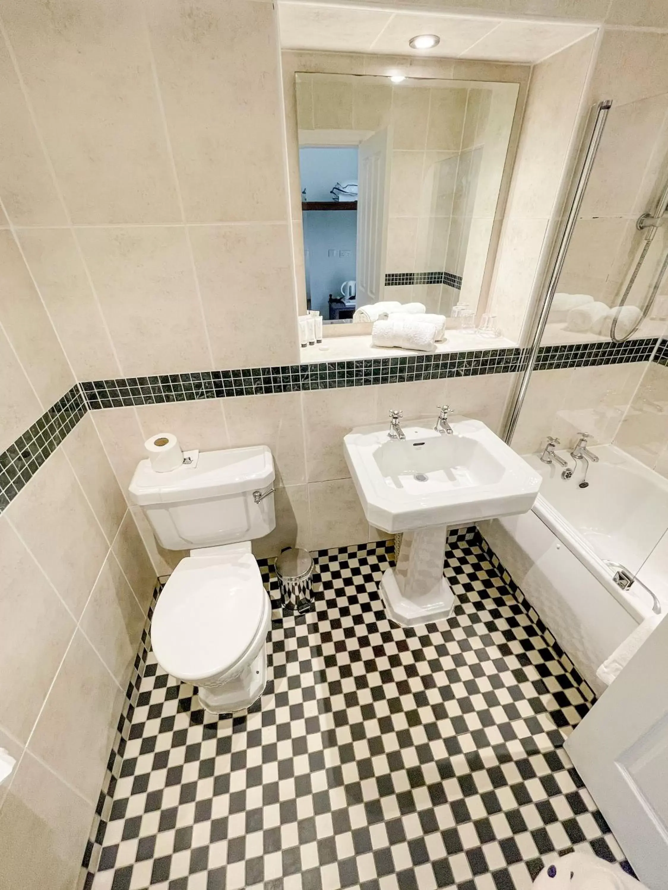 Bathroom in Ringwood Hall Hotel & Spa