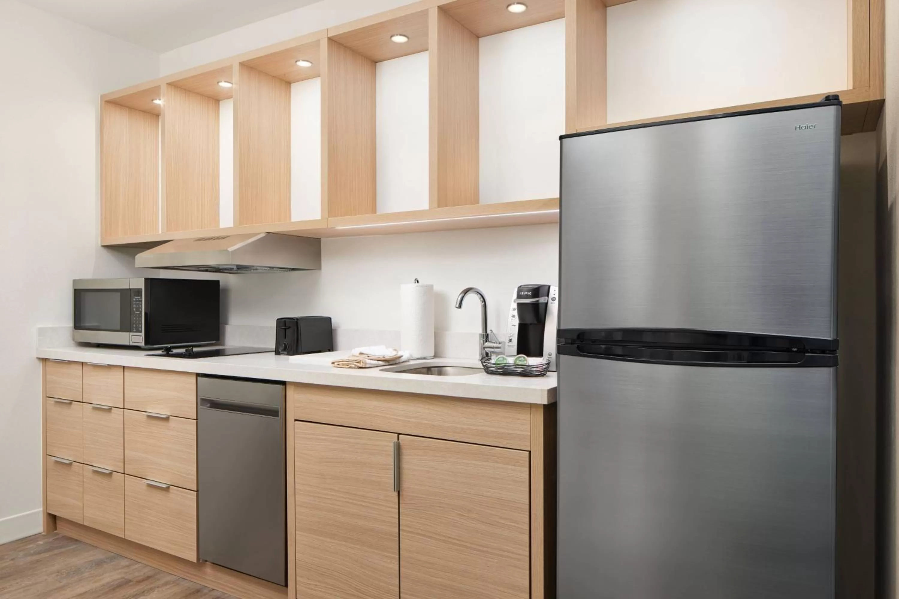 Kitchen or kitchenette in TownePlace Suites by Marriott Tampa Casino Area