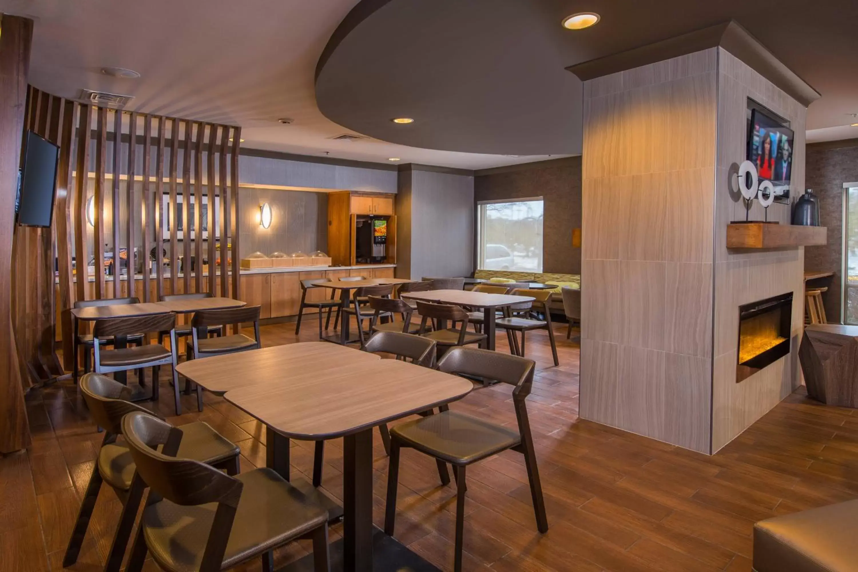 Breakfast, Restaurant/Places to Eat in SpringHill Suites Herndon Reston