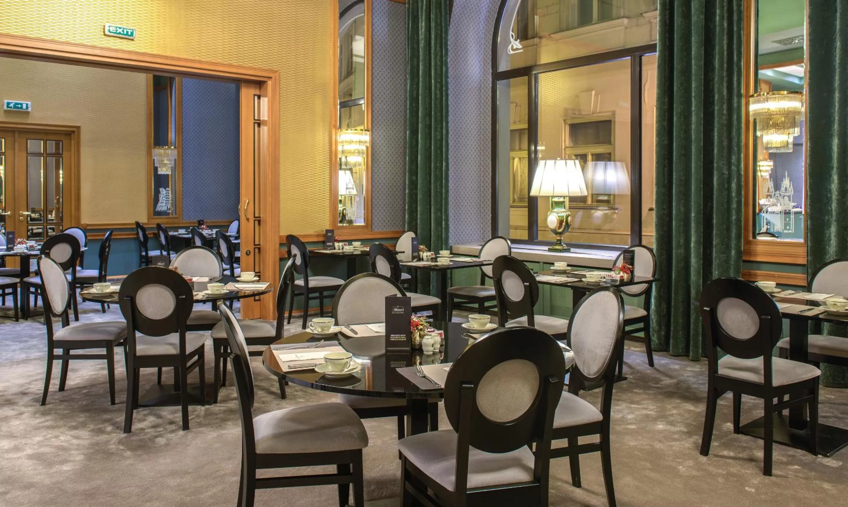 Restaurant/places to eat in Grand Hotel Bohemia