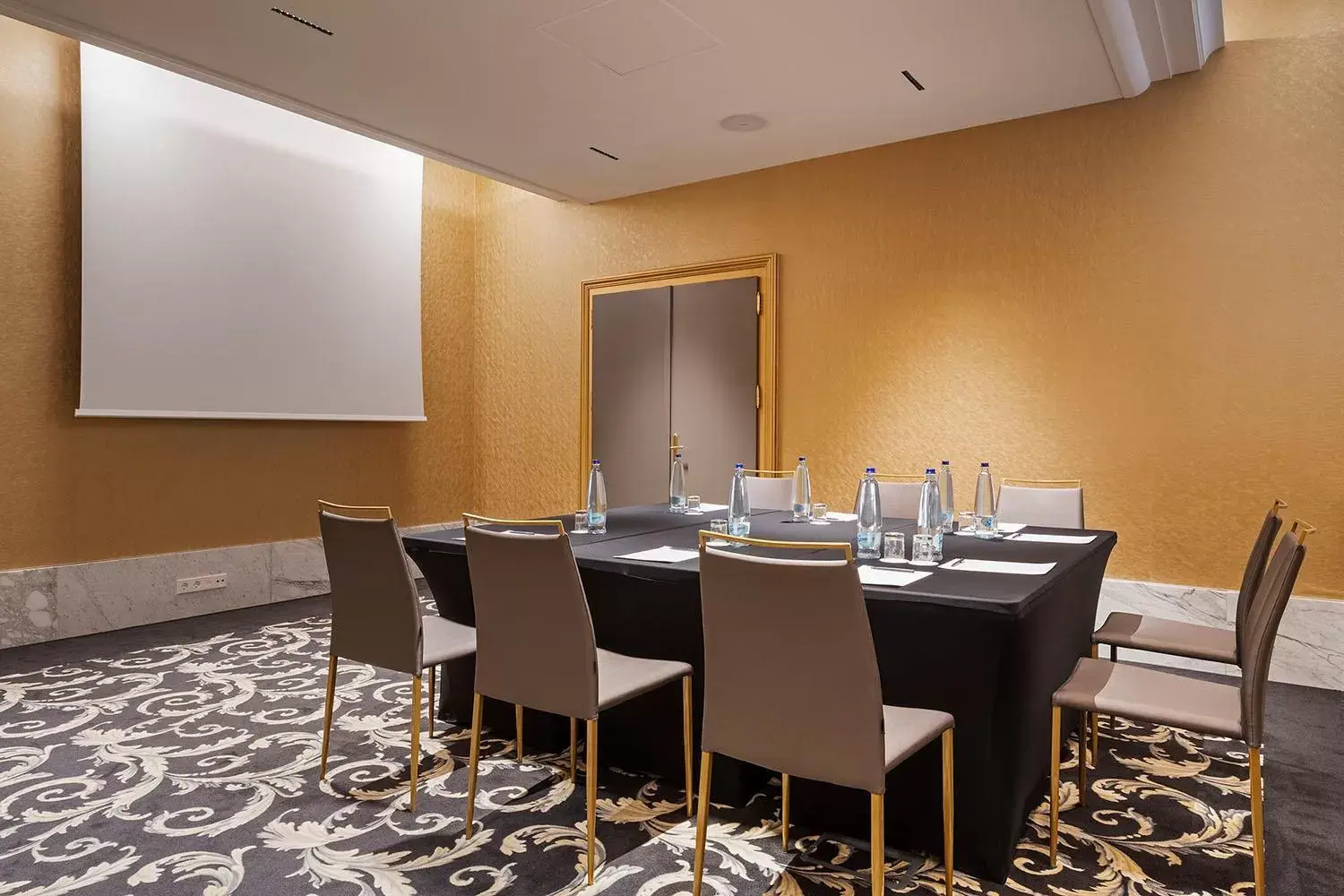 Meeting/conference room in Áurea Ana Palace by Eurostars Hotel Company
