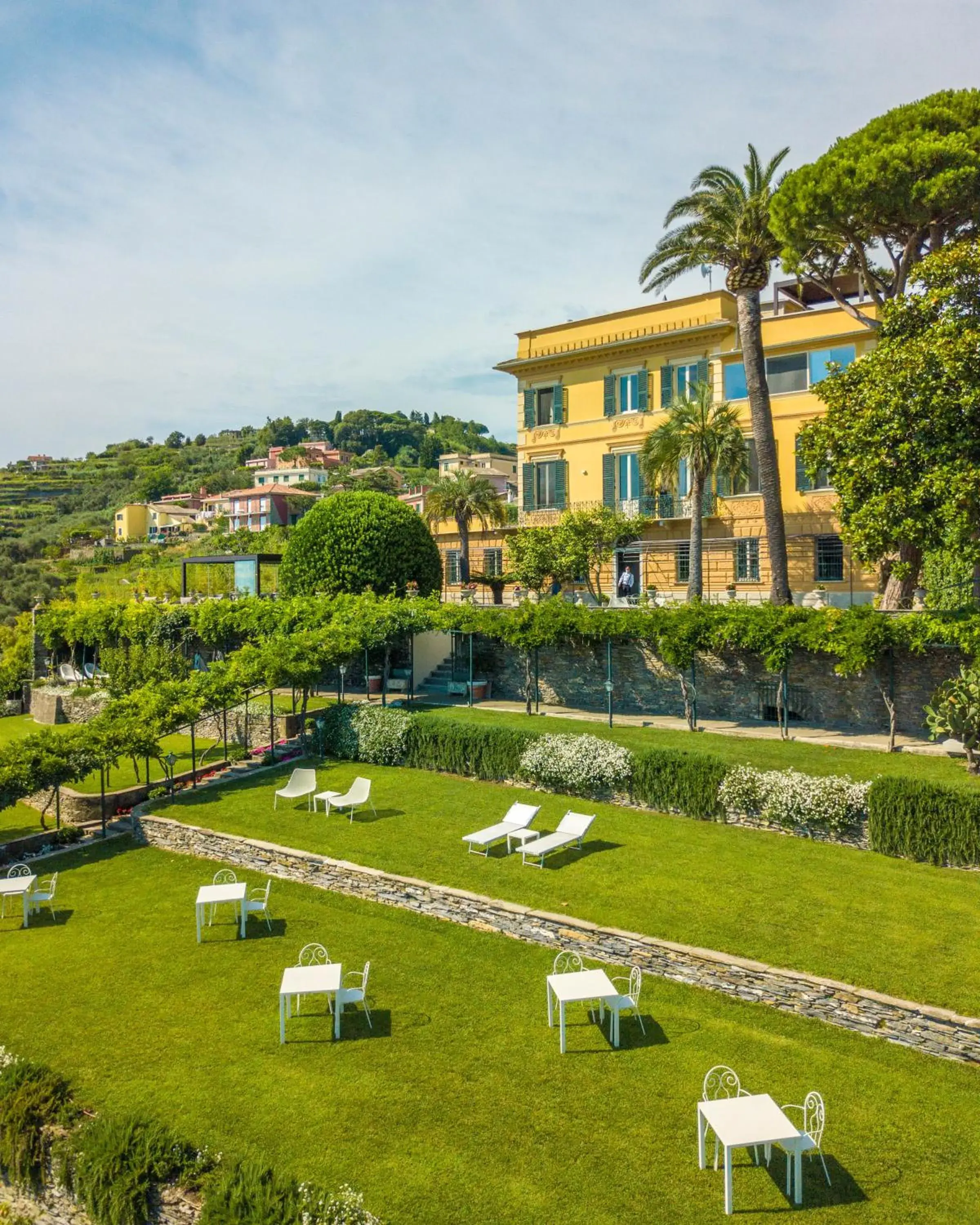 Property building in Villa Riviera Resort