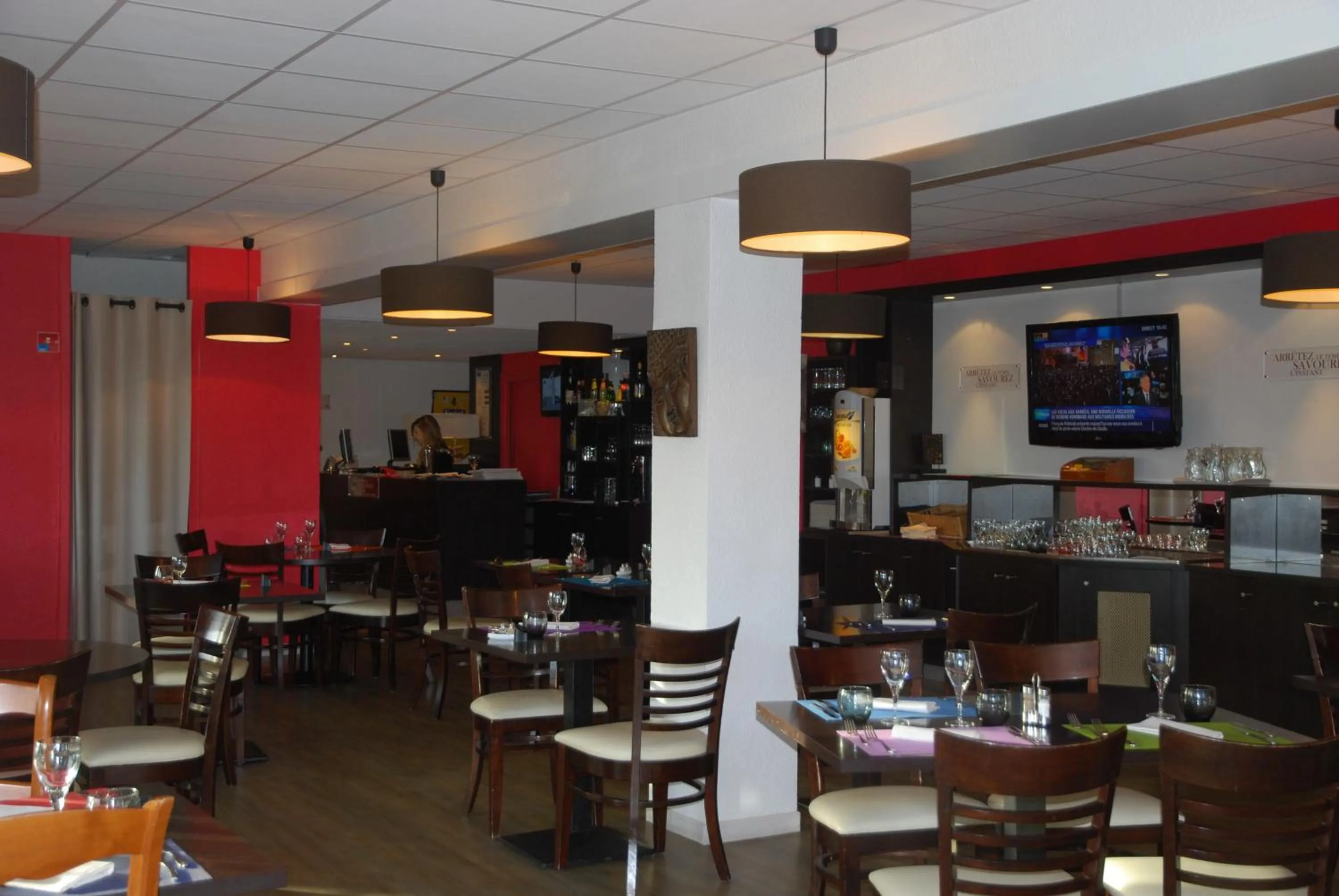 Restaurant/places to eat in Kyriad Evreux - Netreville