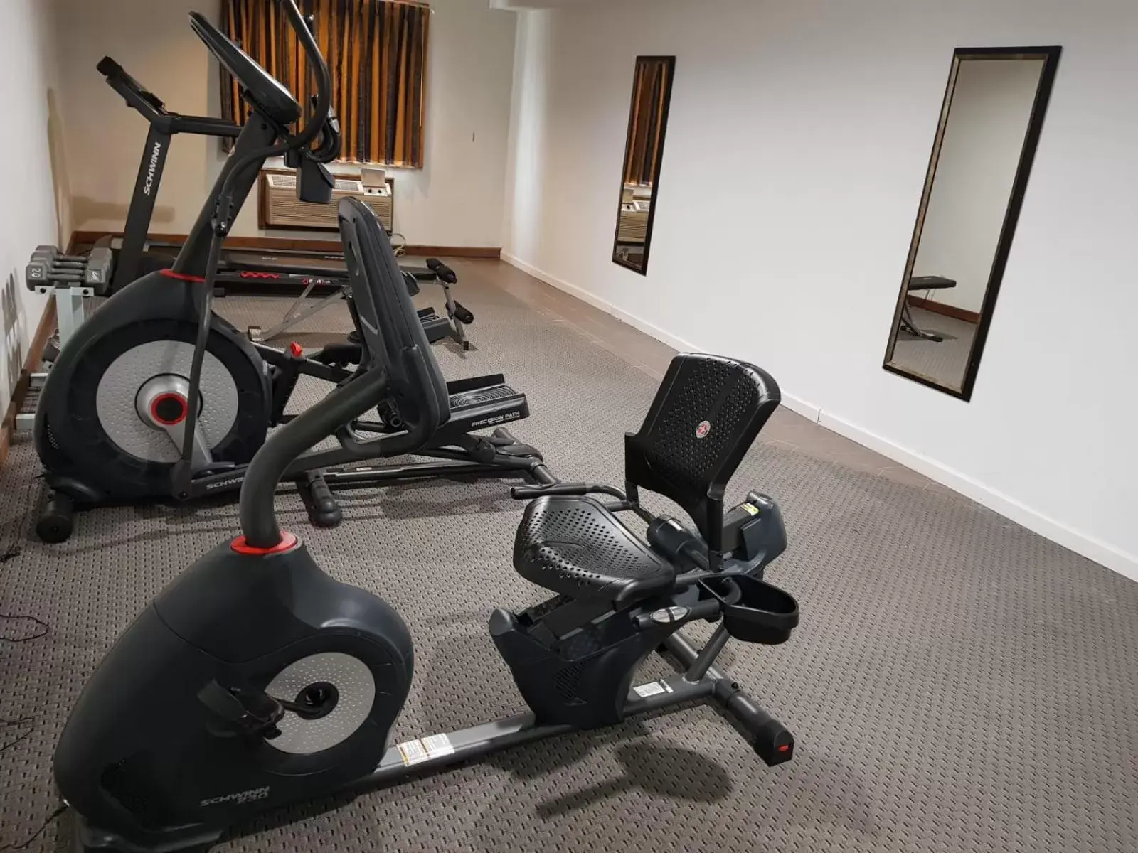 Fitness centre/facilities, Fitness Center/Facilities in Denison Inn & Suites