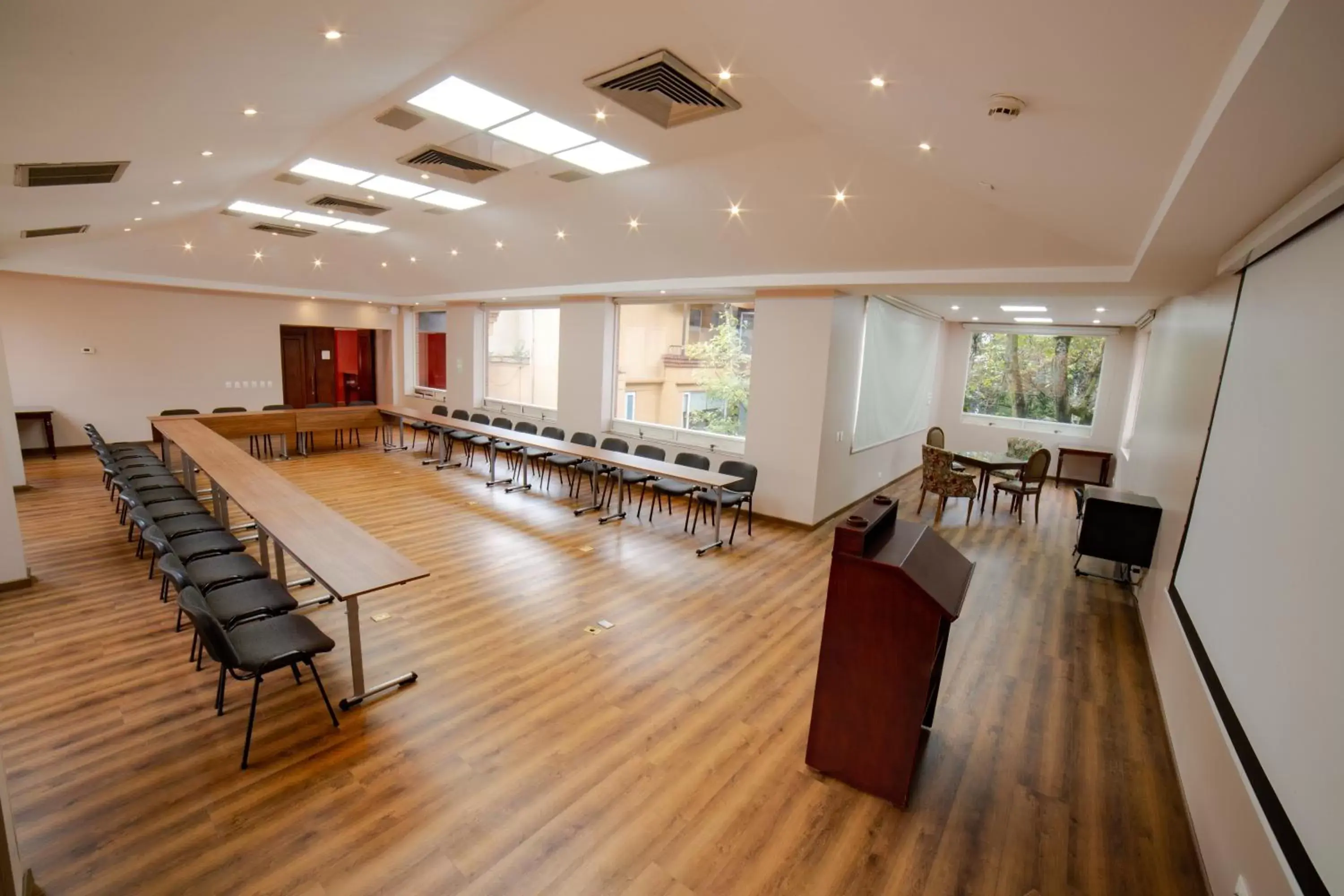 Meeting/conference room in Hotel Portón Bogota