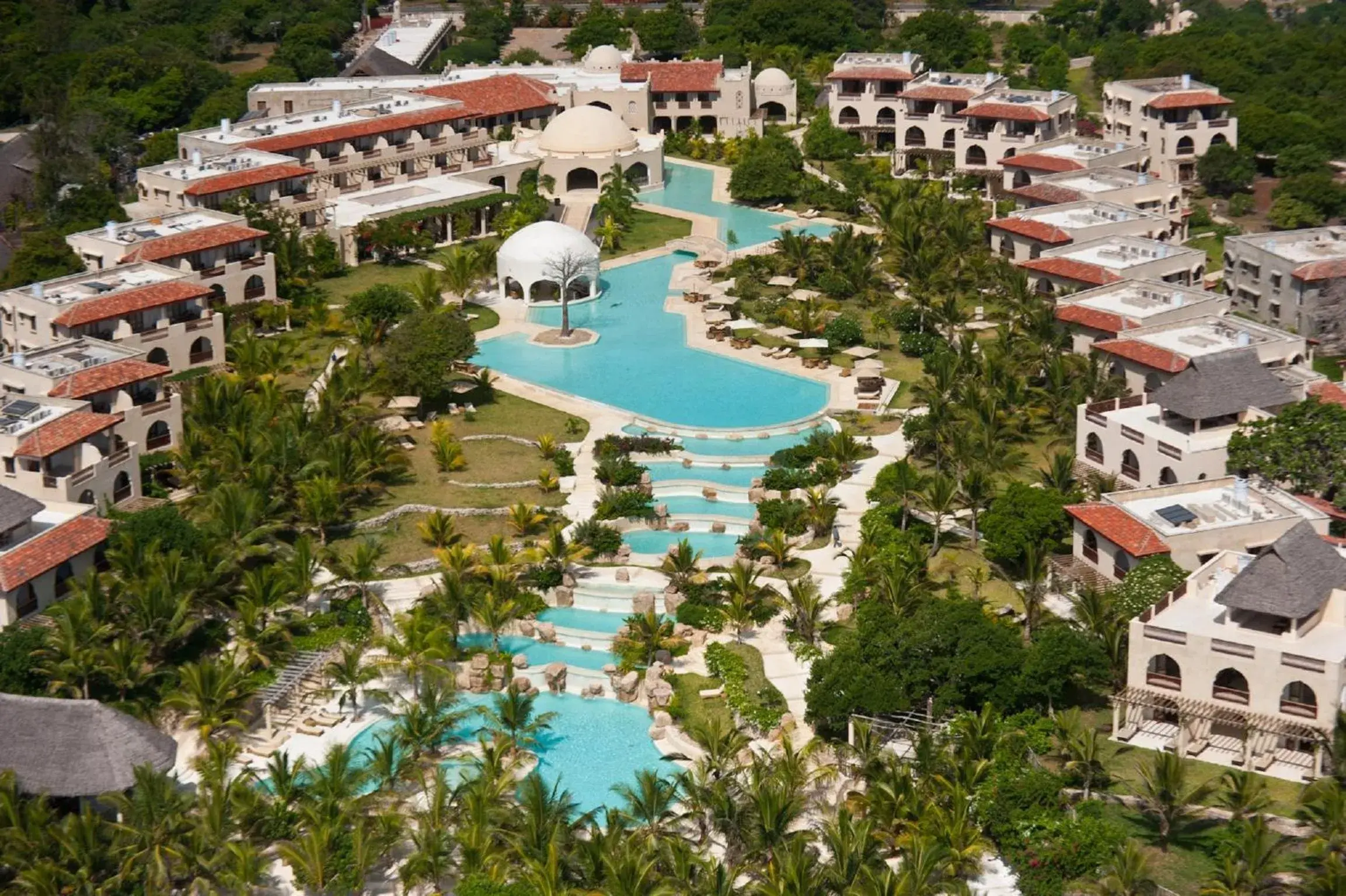 Property building, Bird's-eye View in Swahili Beach