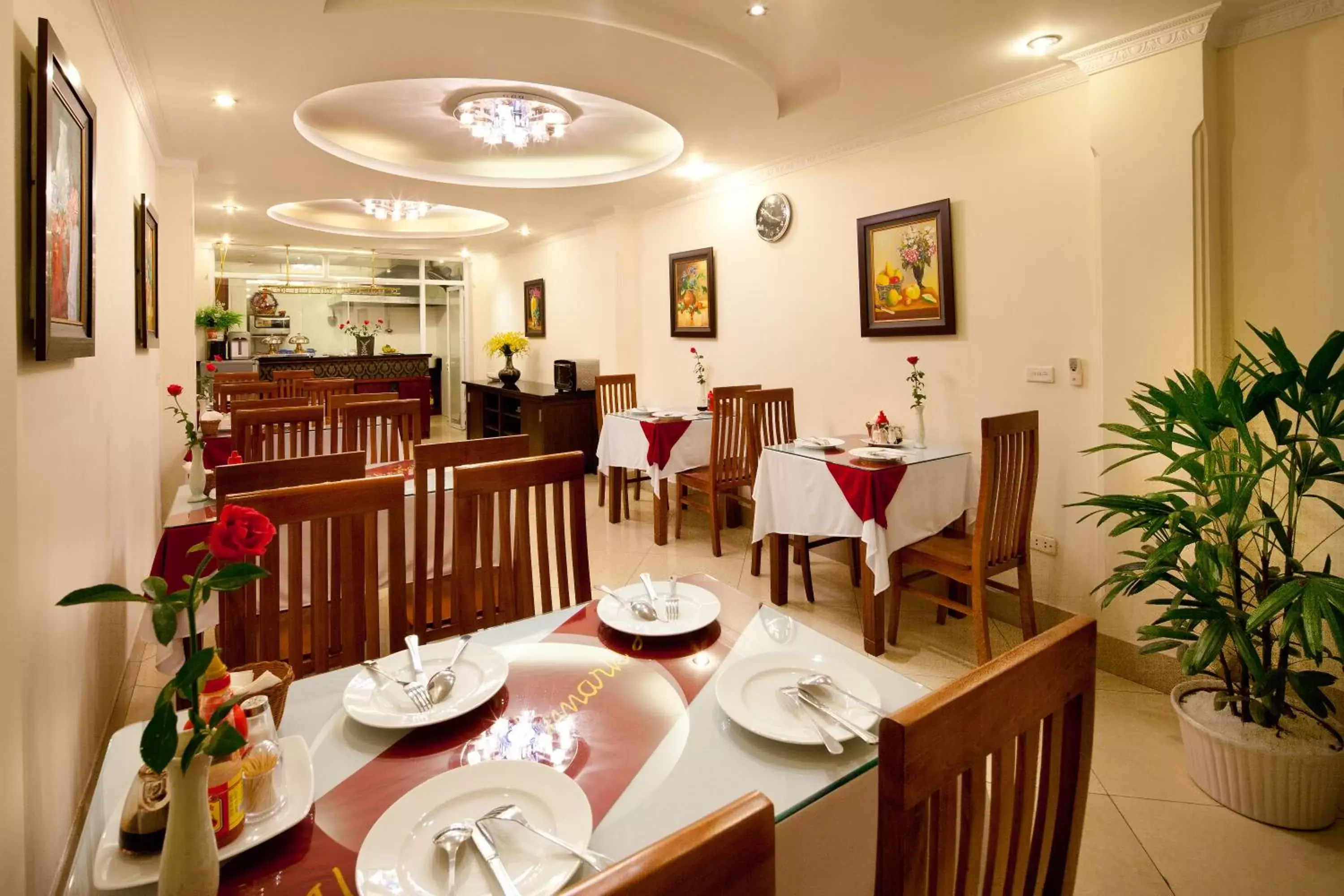 Restaurant/places to eat in Spoon Hotel Restaurant/places to eat in Spoon Hotel