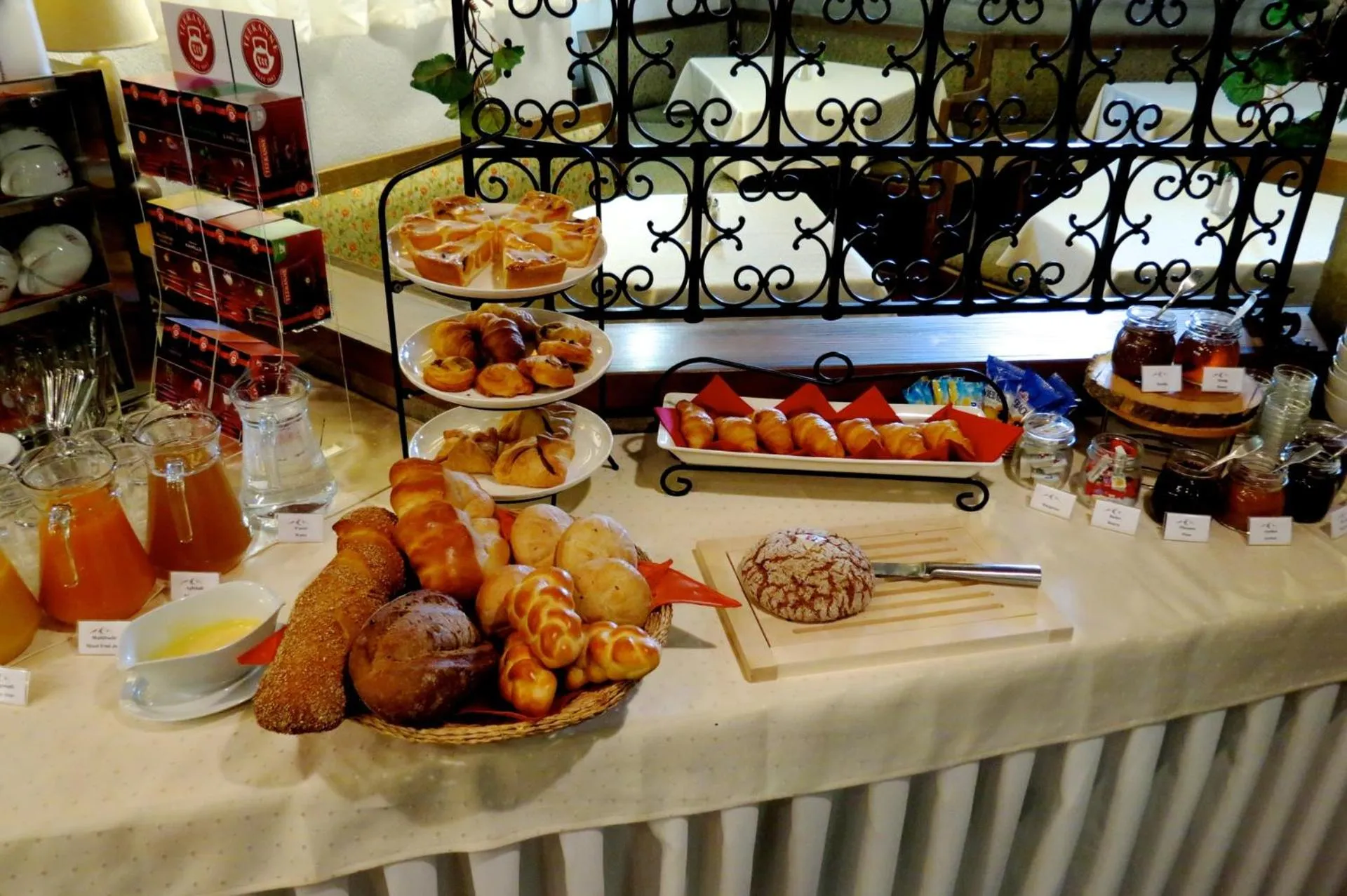Breakfast, Food in Hotel La Collina