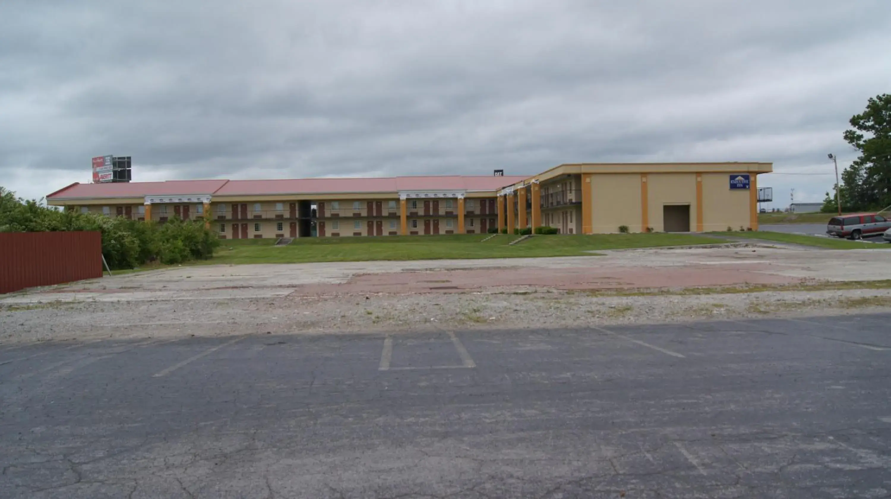 Property Building in Executive Inn