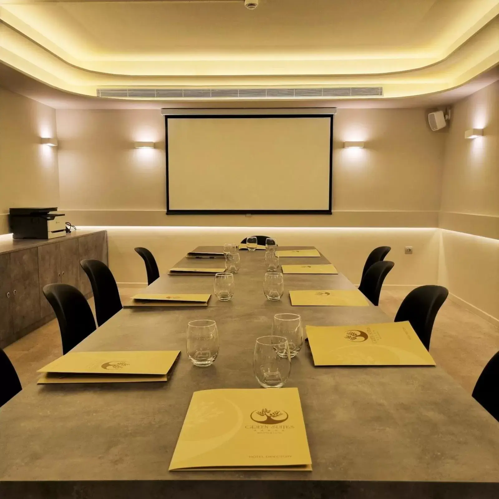 Business facilities in Green Suites Boutique Hotel