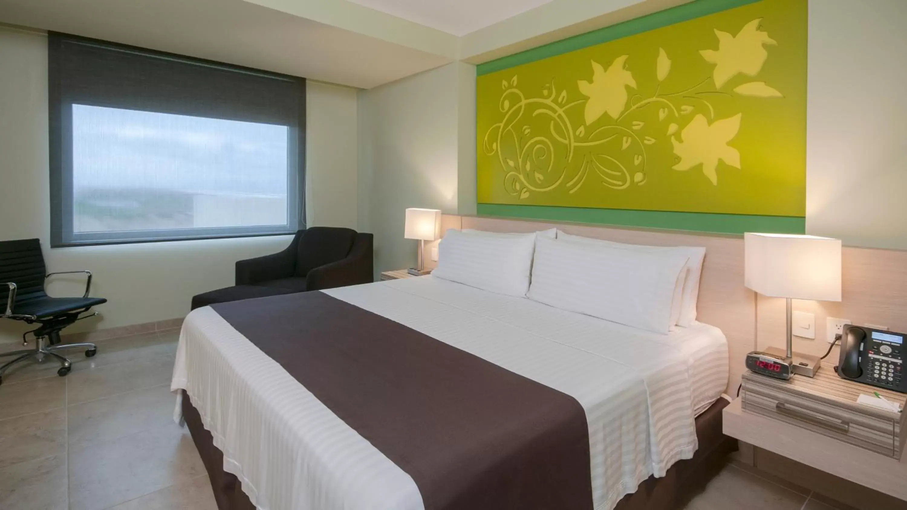 Photo of the whole room, Bed in Holiday Inn Coatzacoalcos, an IHG Hotel