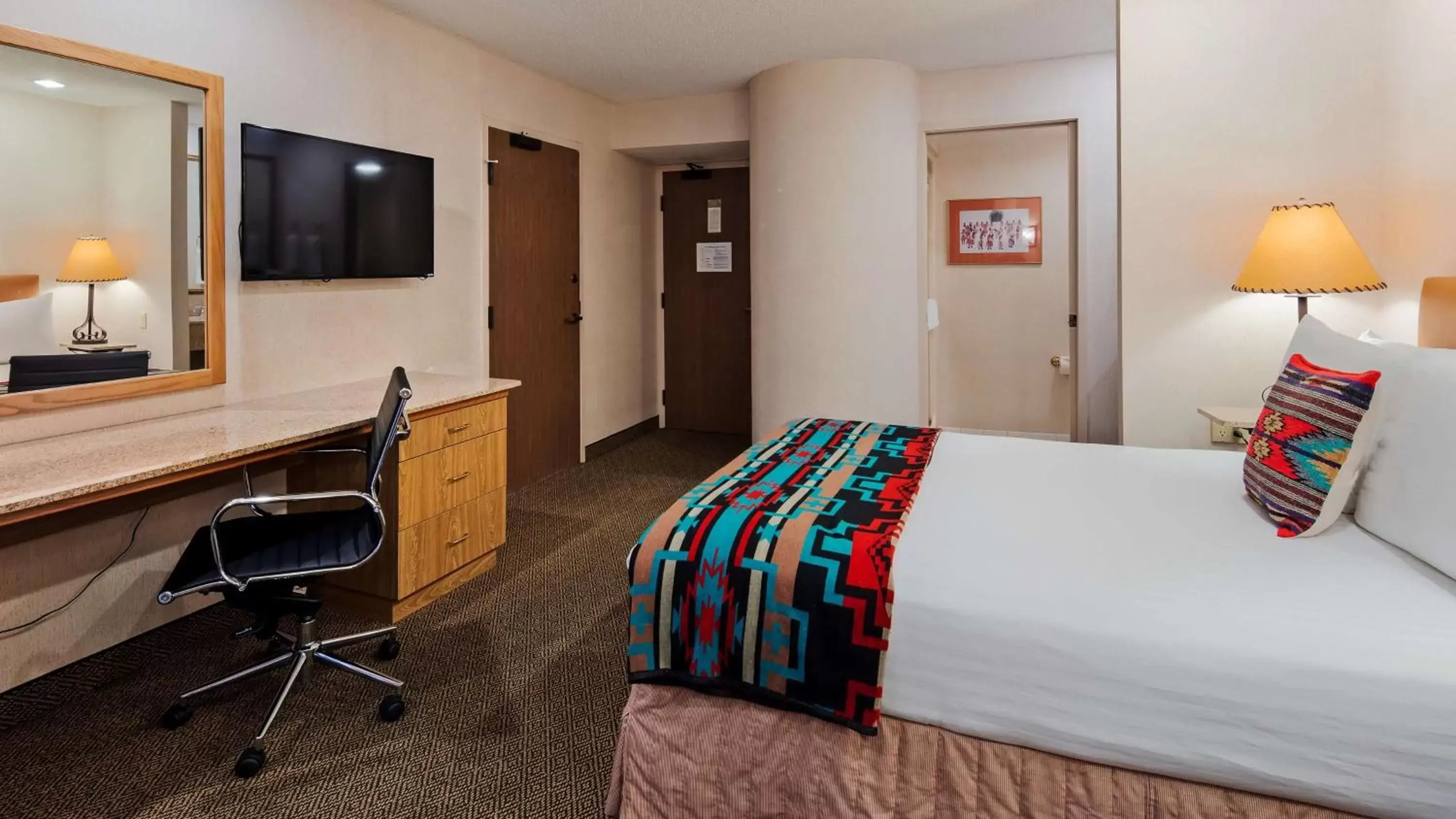 Photo of the whole room, Bed in Inn at Santa Fe, SureStay Collection by Best Western