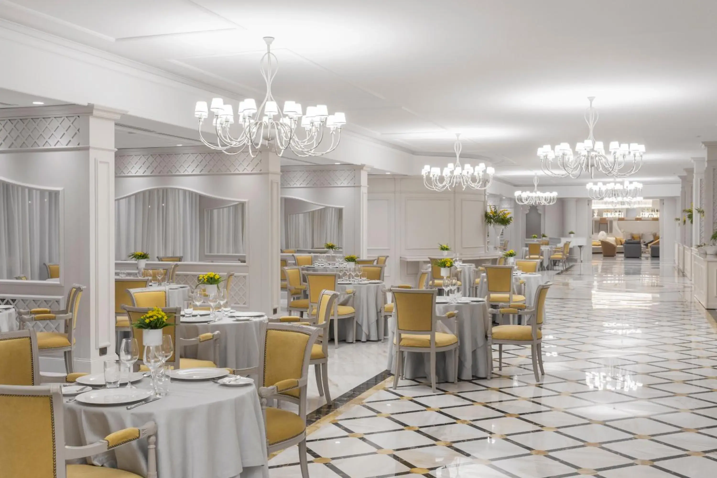 Restaurant/Places to Eat in Grand Hotel Mazzaro Sea Palace