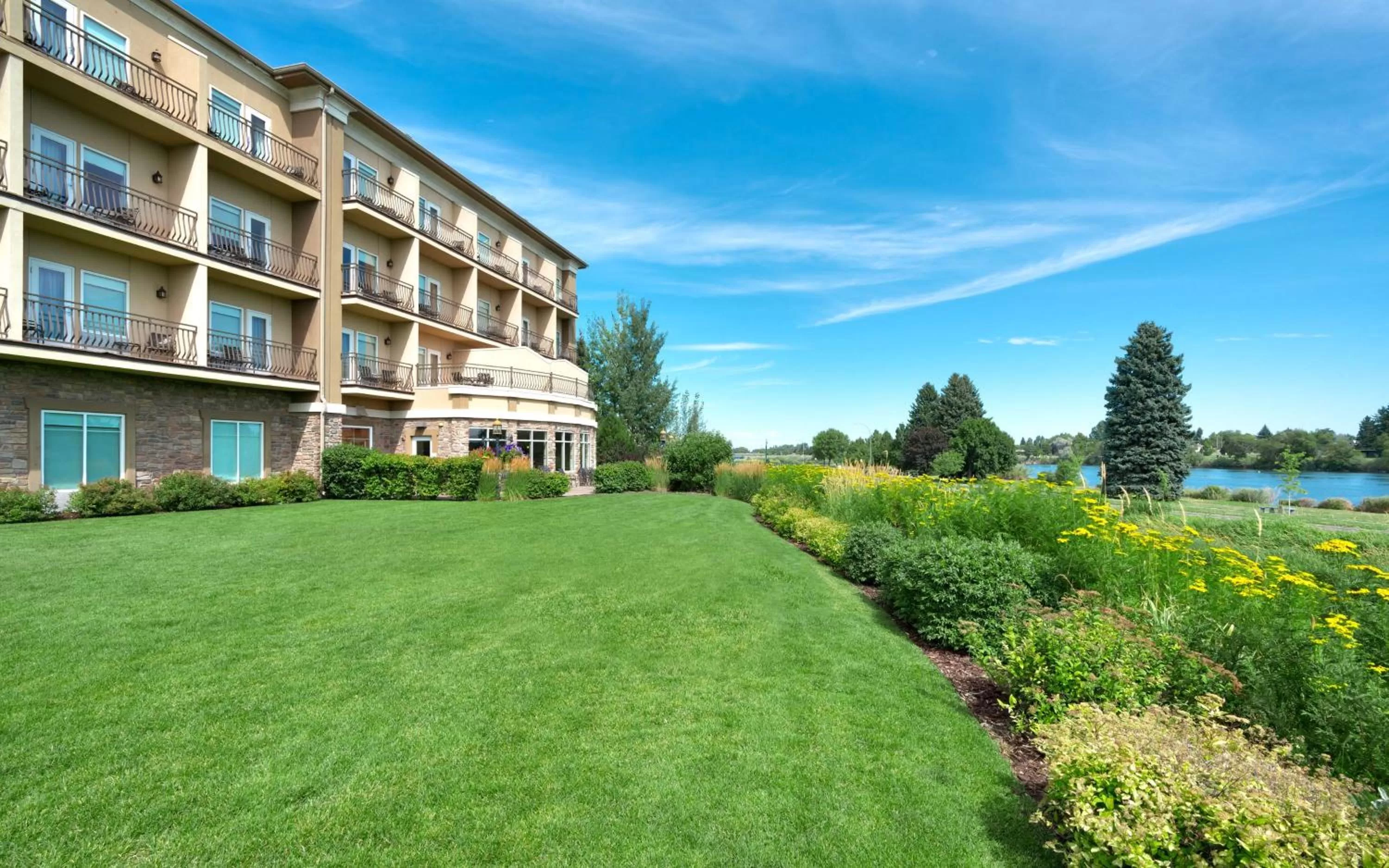 Property building in Hilton Garden Inn Idaho Falls