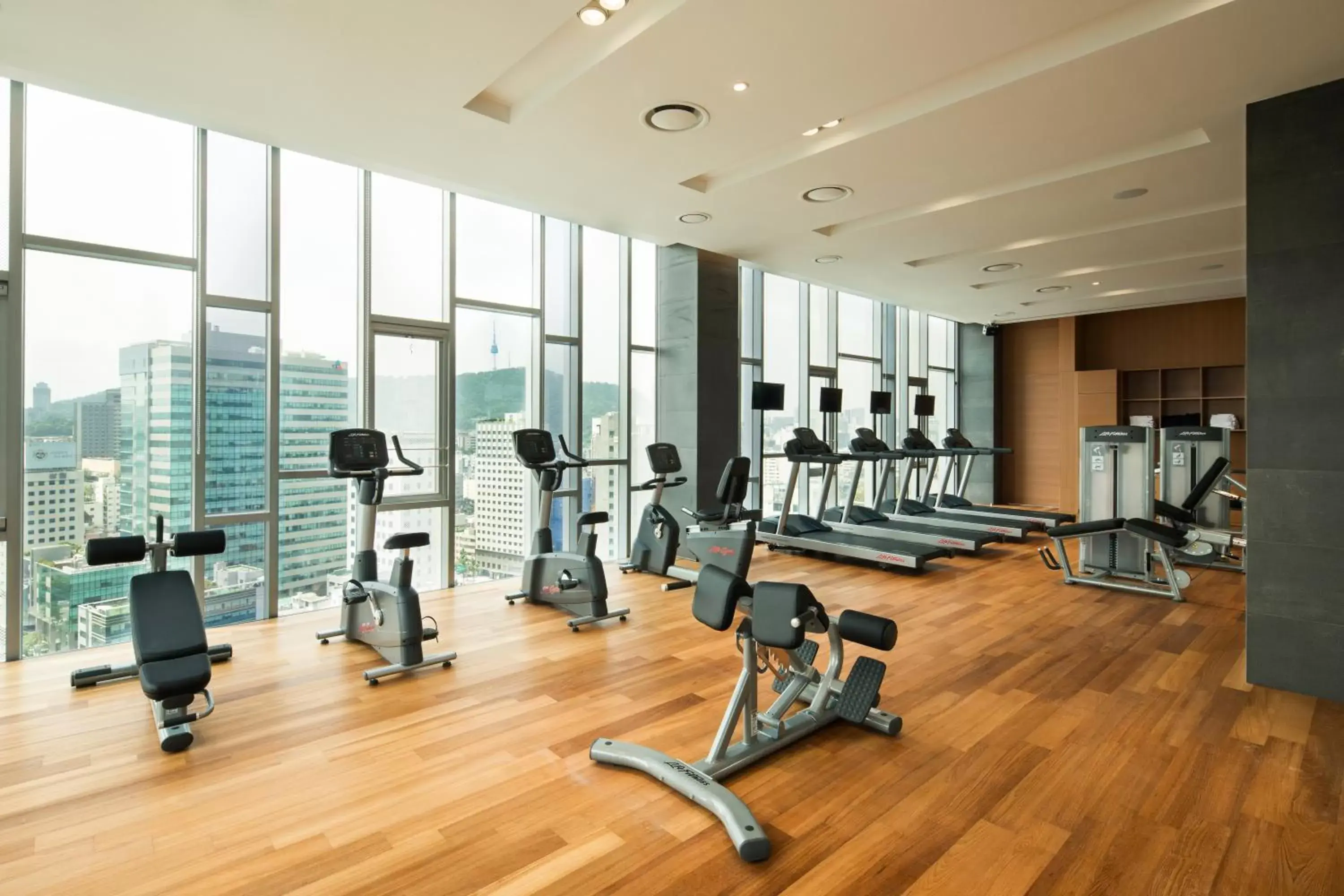 Fitness centre/facilities, Fitness Center/Facilities in Novotel Ambassador Seoul Dongdaemun Hotels & Residences