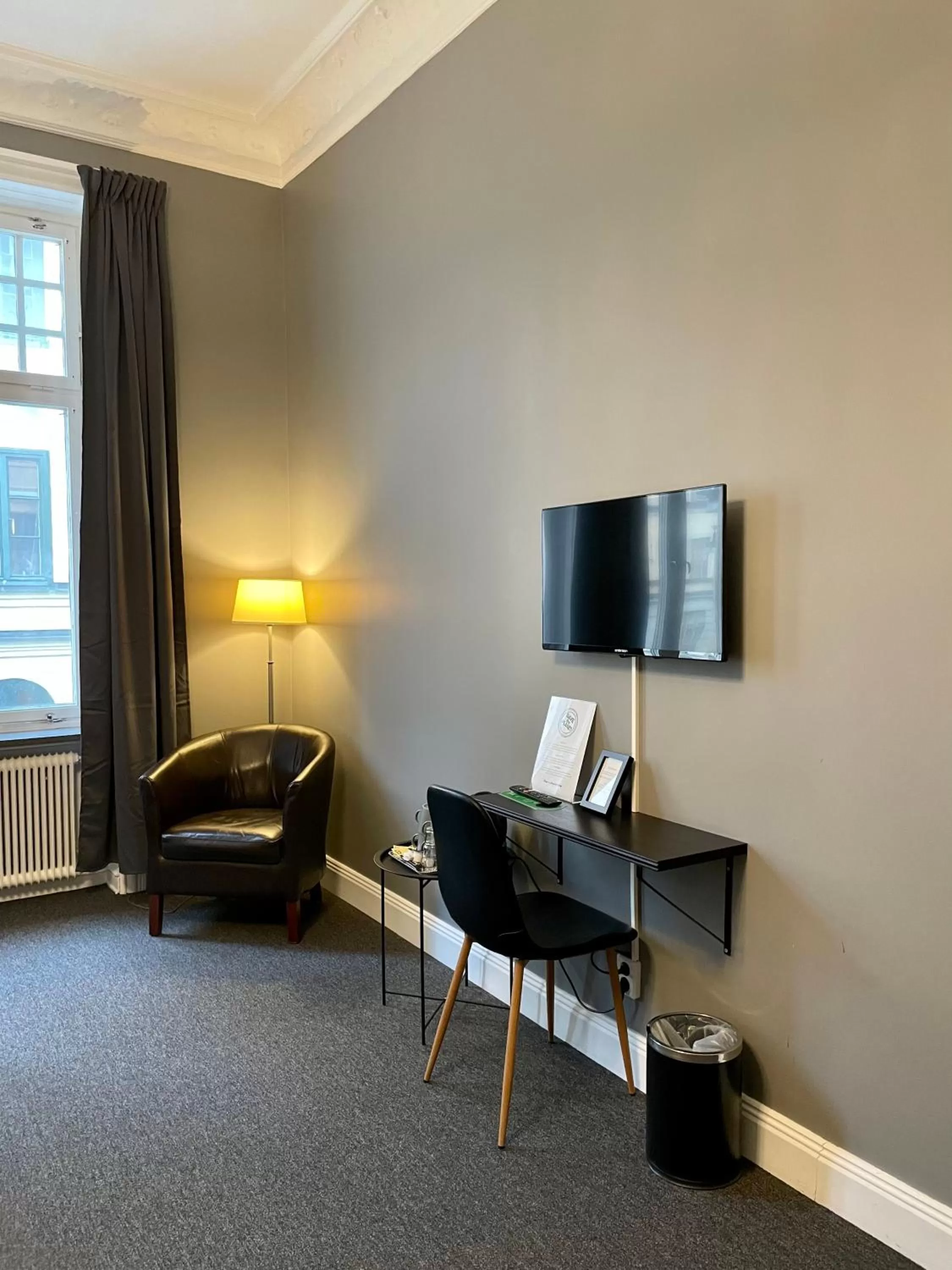 TV and multimedia in Unique Hotel