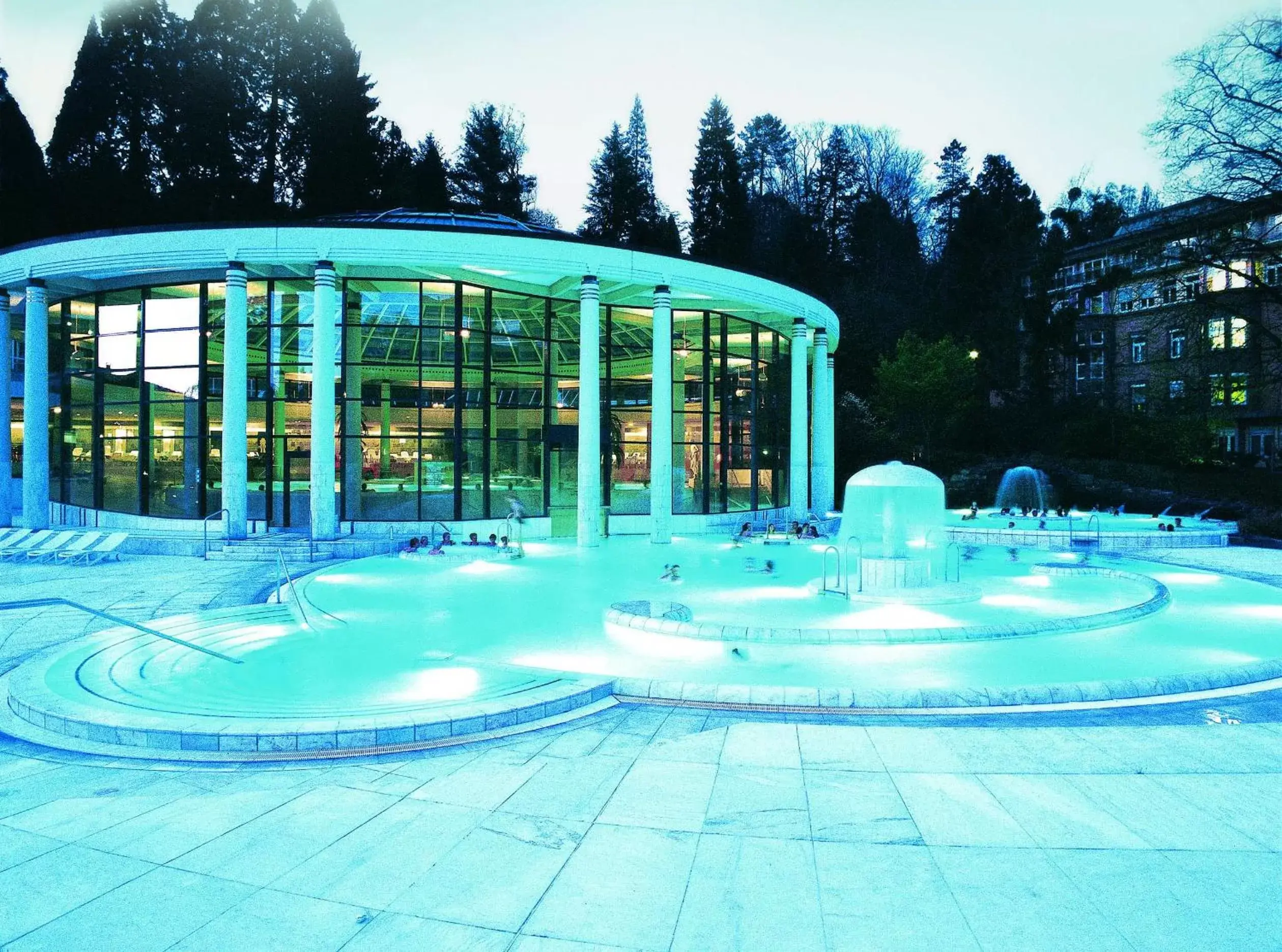 Open Air Bath, Swimming Pool in Aqua Aurelia Suitenhotel an den Thermen