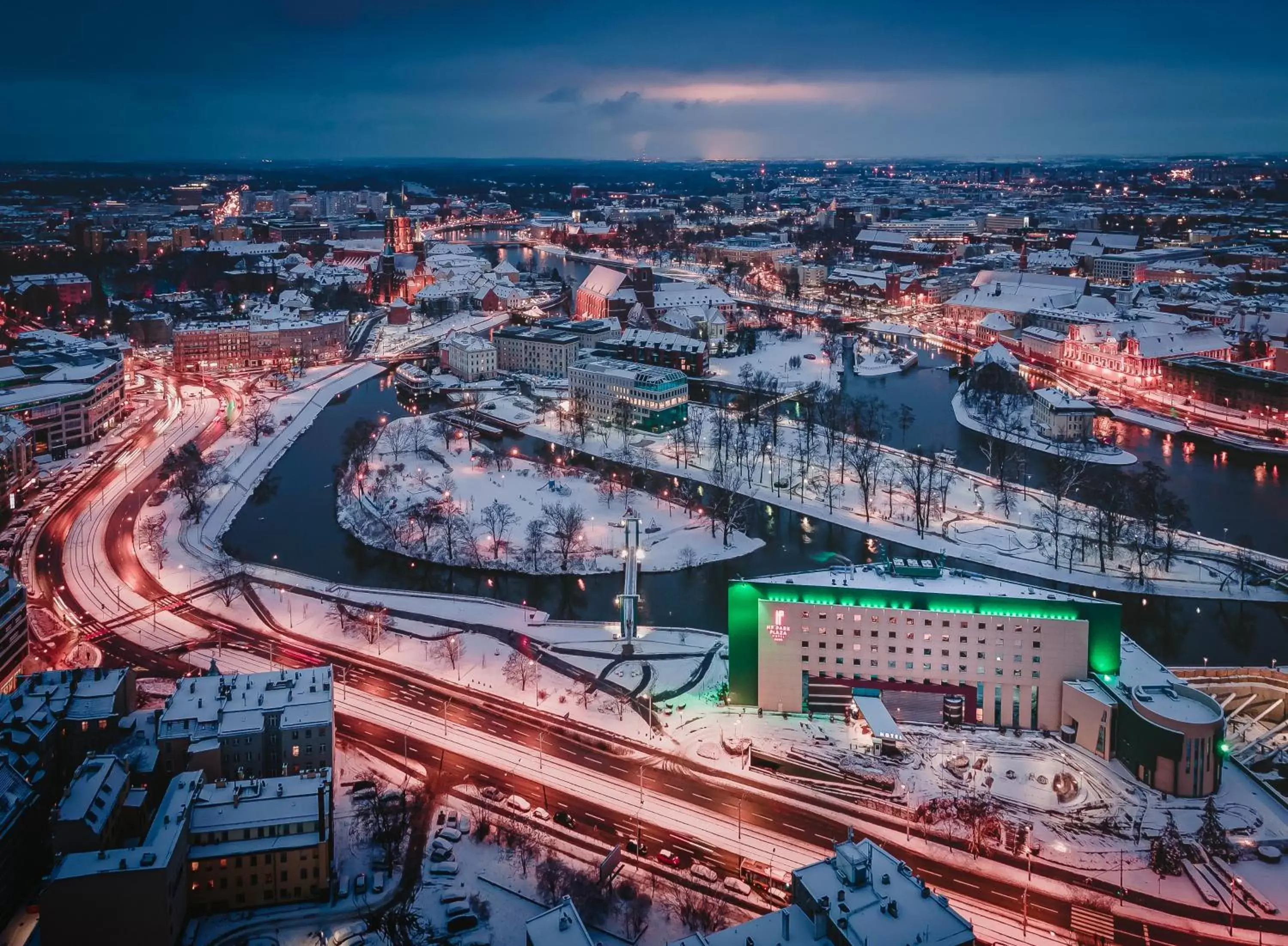 Winter, Bird's-eye View in HP Park Plaza