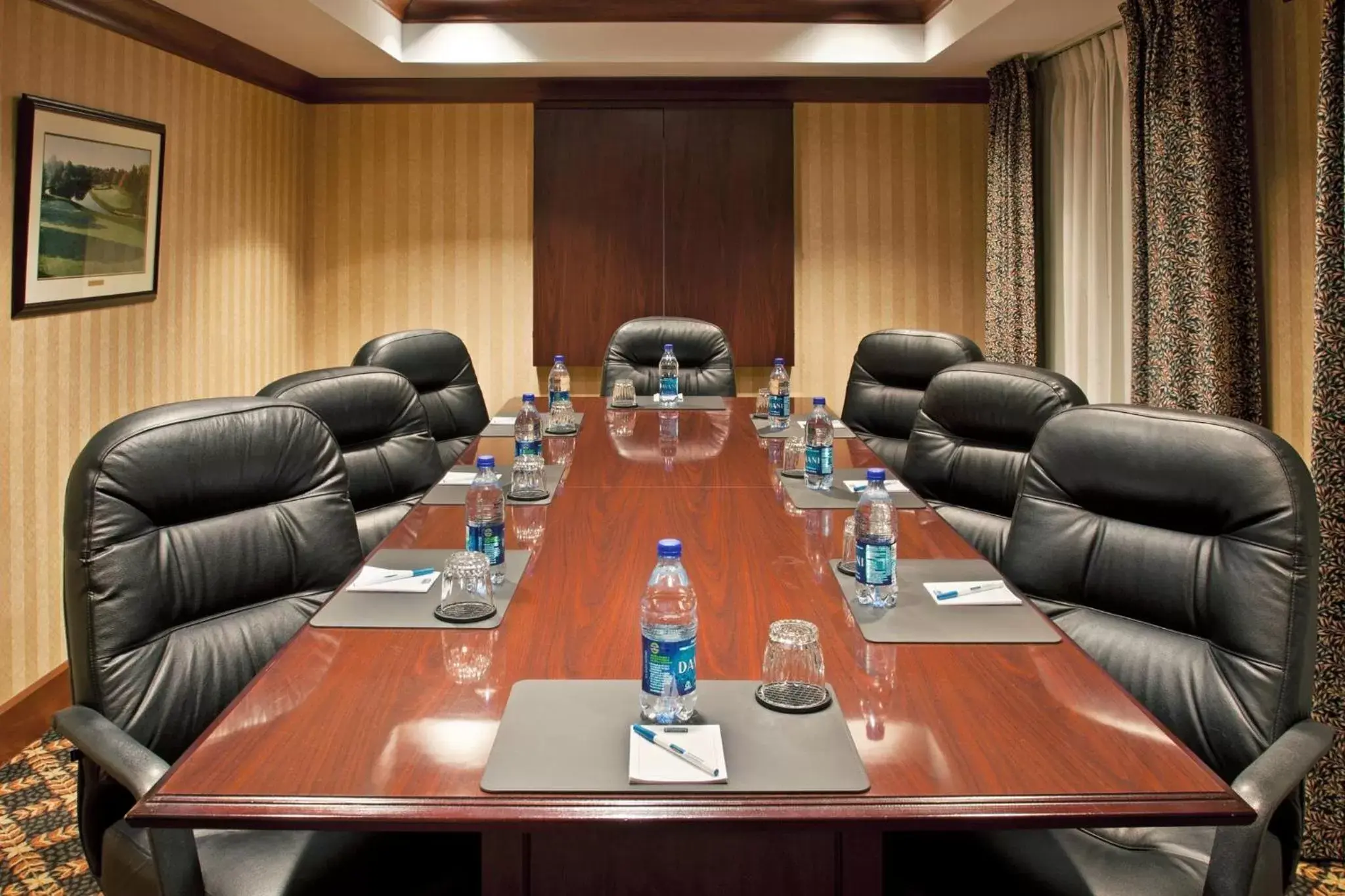 Meeting/conference room in Staybridge Suites Columbus-Dublin, an IHG Hotel