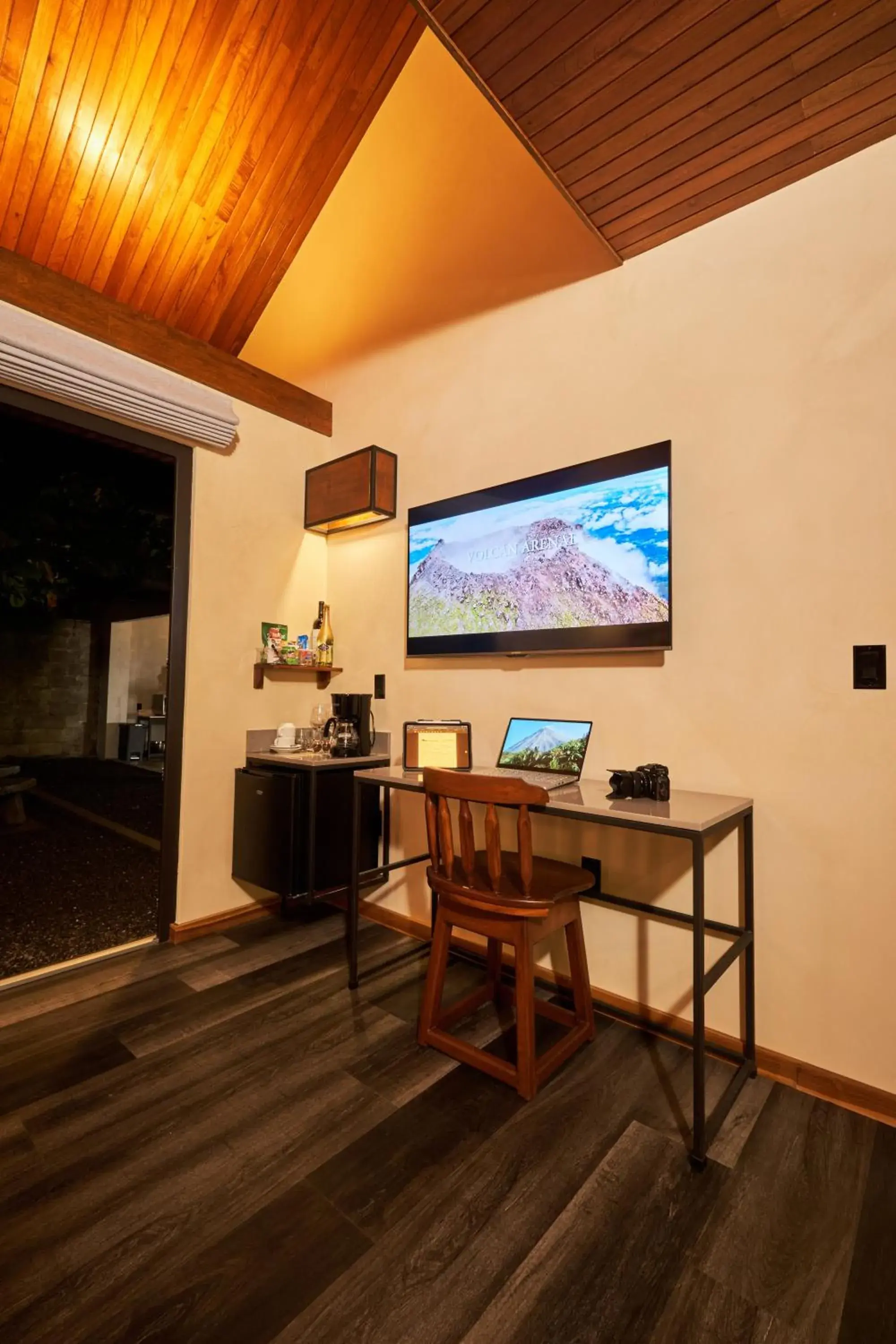 TV and multimedia, TV/Entertainment Center in SUWA VILLA ARENAL