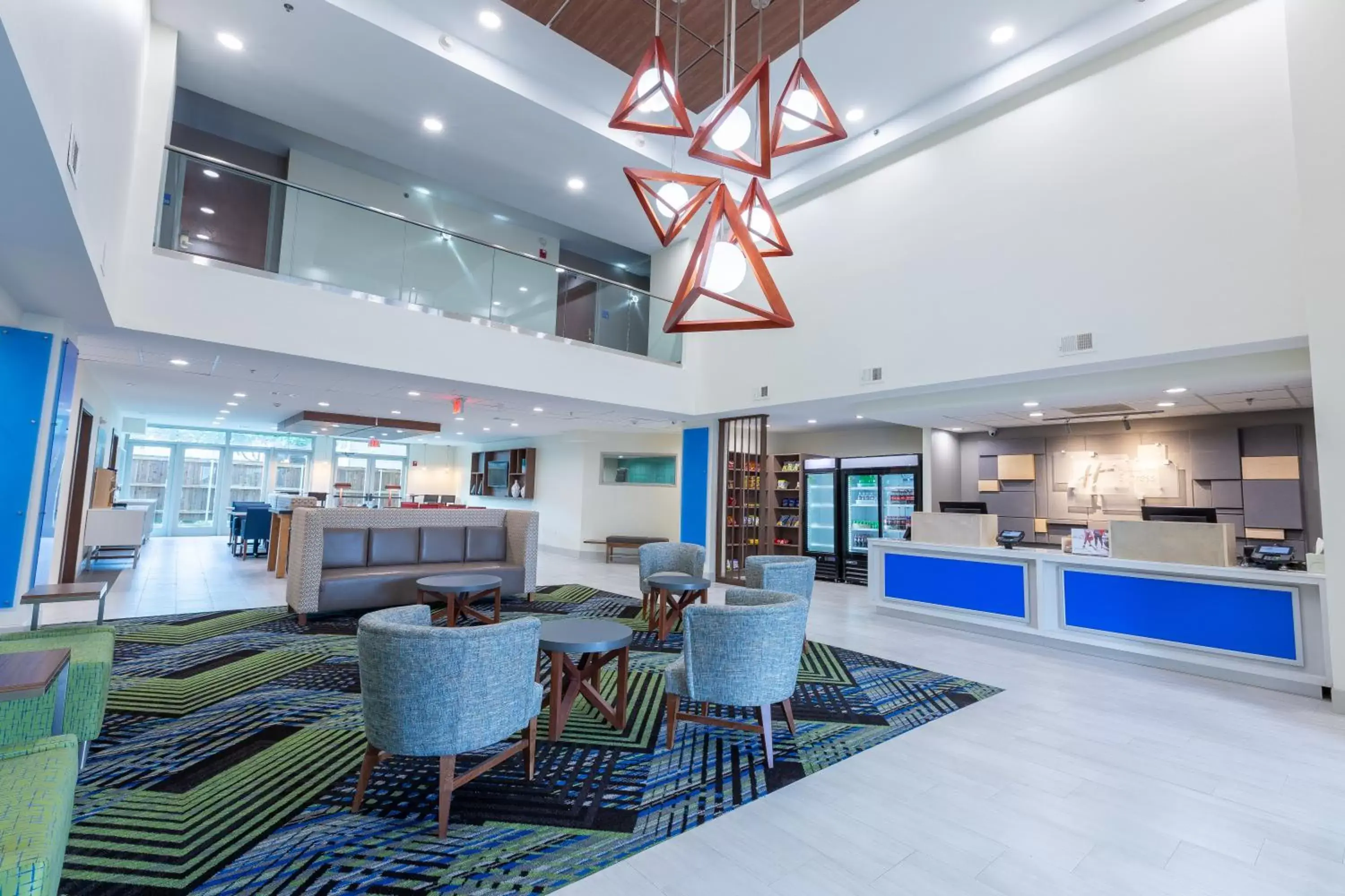 Lobby or reception in Holiday Inn Express & Suites Arlington North – Stadium Area by IHG Lobby or reception in Holiday Inn Express & Suites Arlington North – Stadium Area by IHG