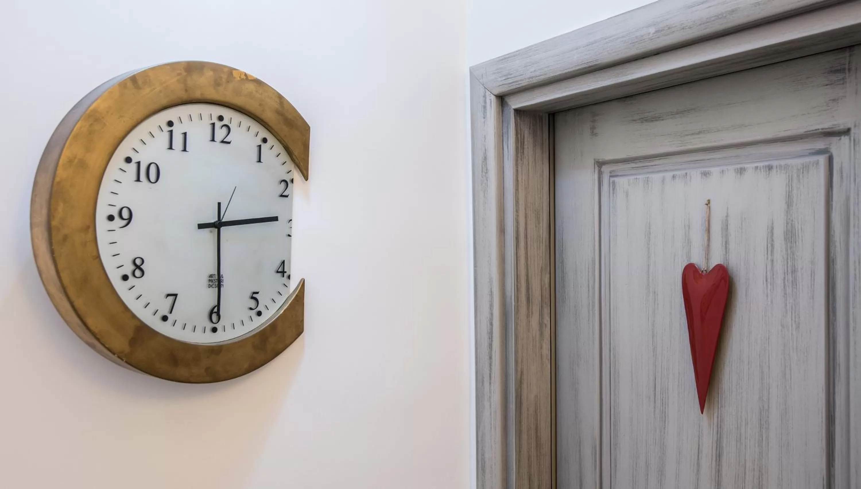 Decorative detail in B&B Solimena