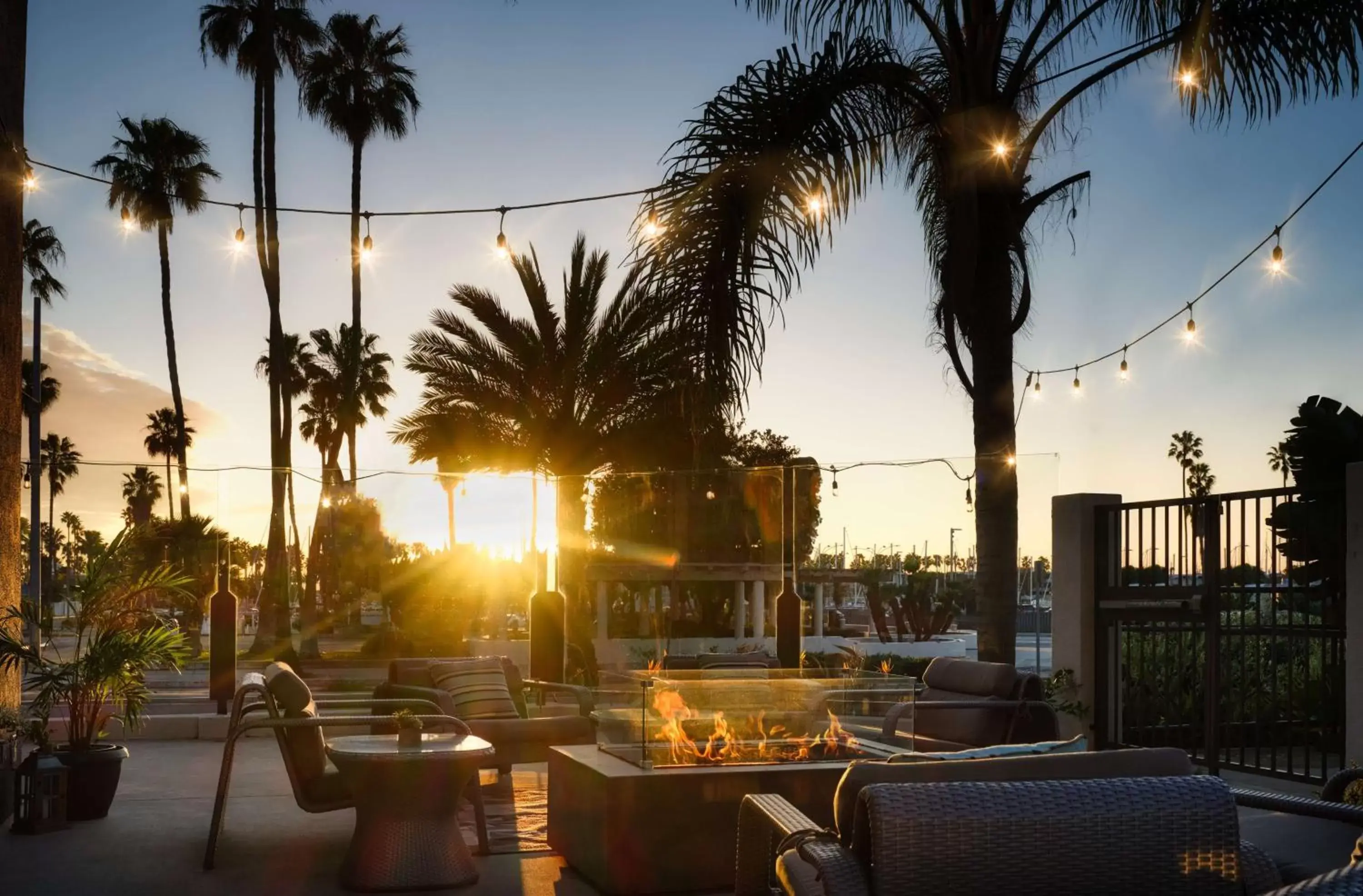 Restaurant/places to eat, Sunrise/Sunset in Sonesta Redondo Beach and Marina