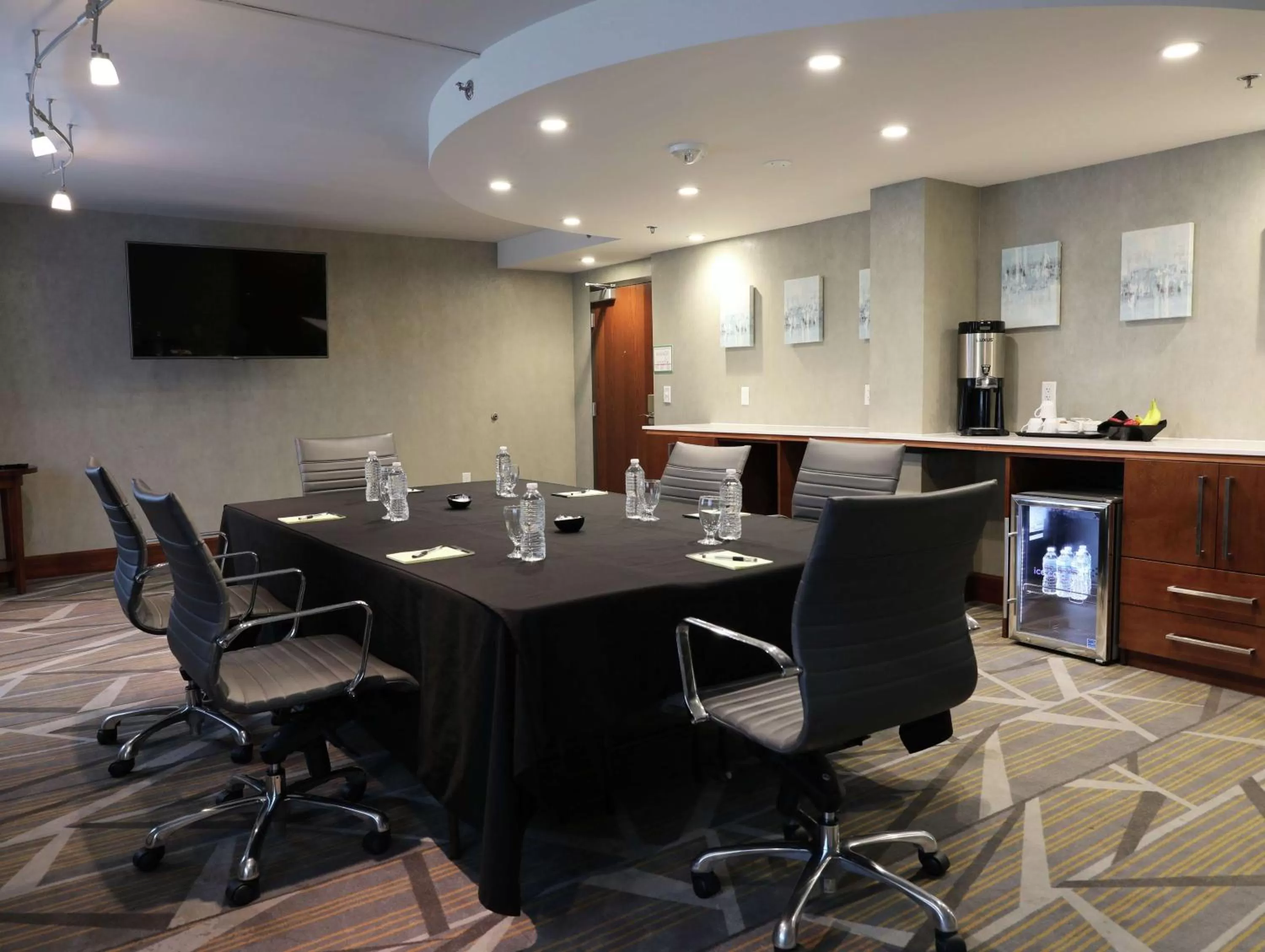 Meeting/conference room in Doubletree By Hilton Omaha Southwest, Ne