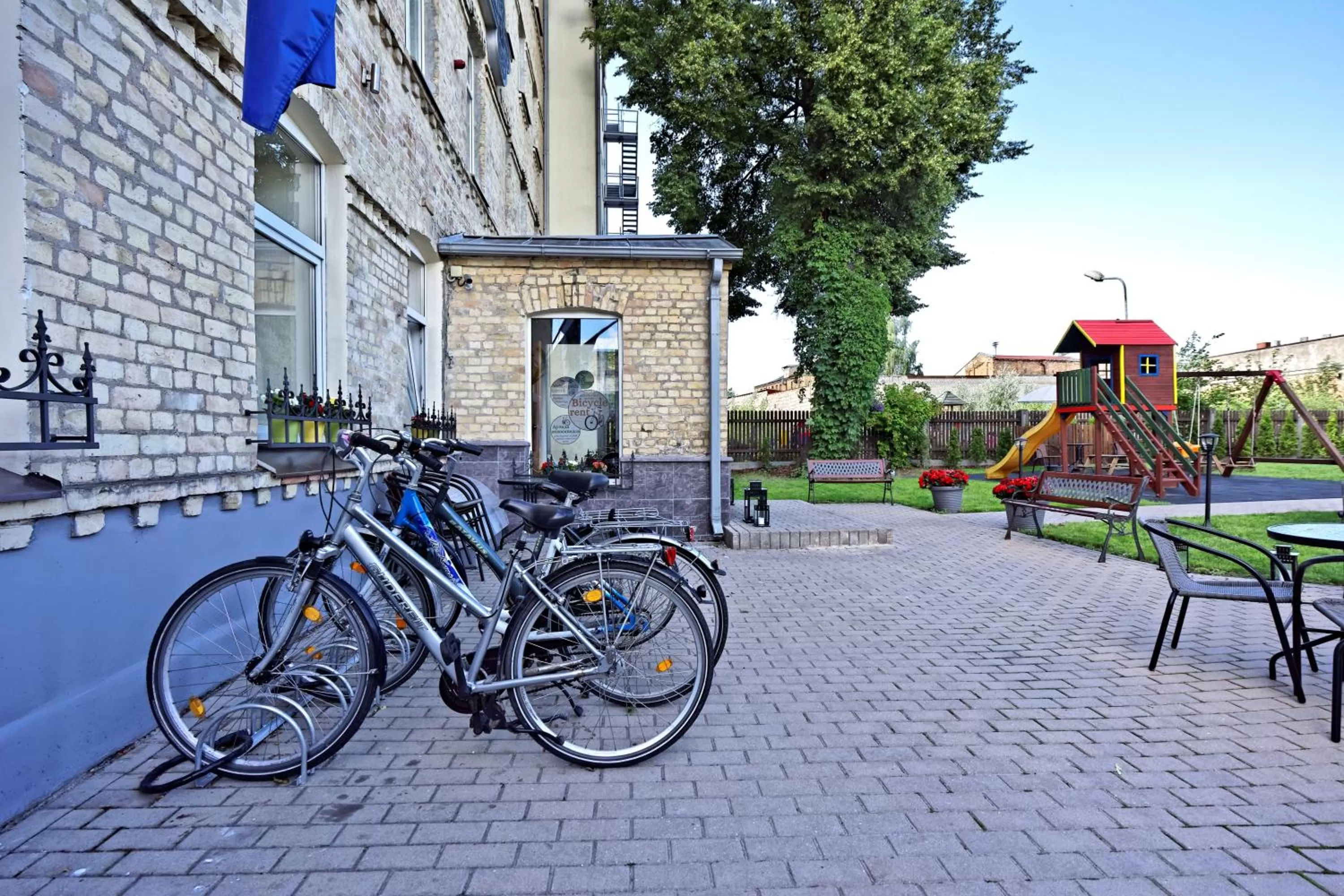 Spring in RIGAAPARTMENT SONADA Family Aparthotel - Private Parking