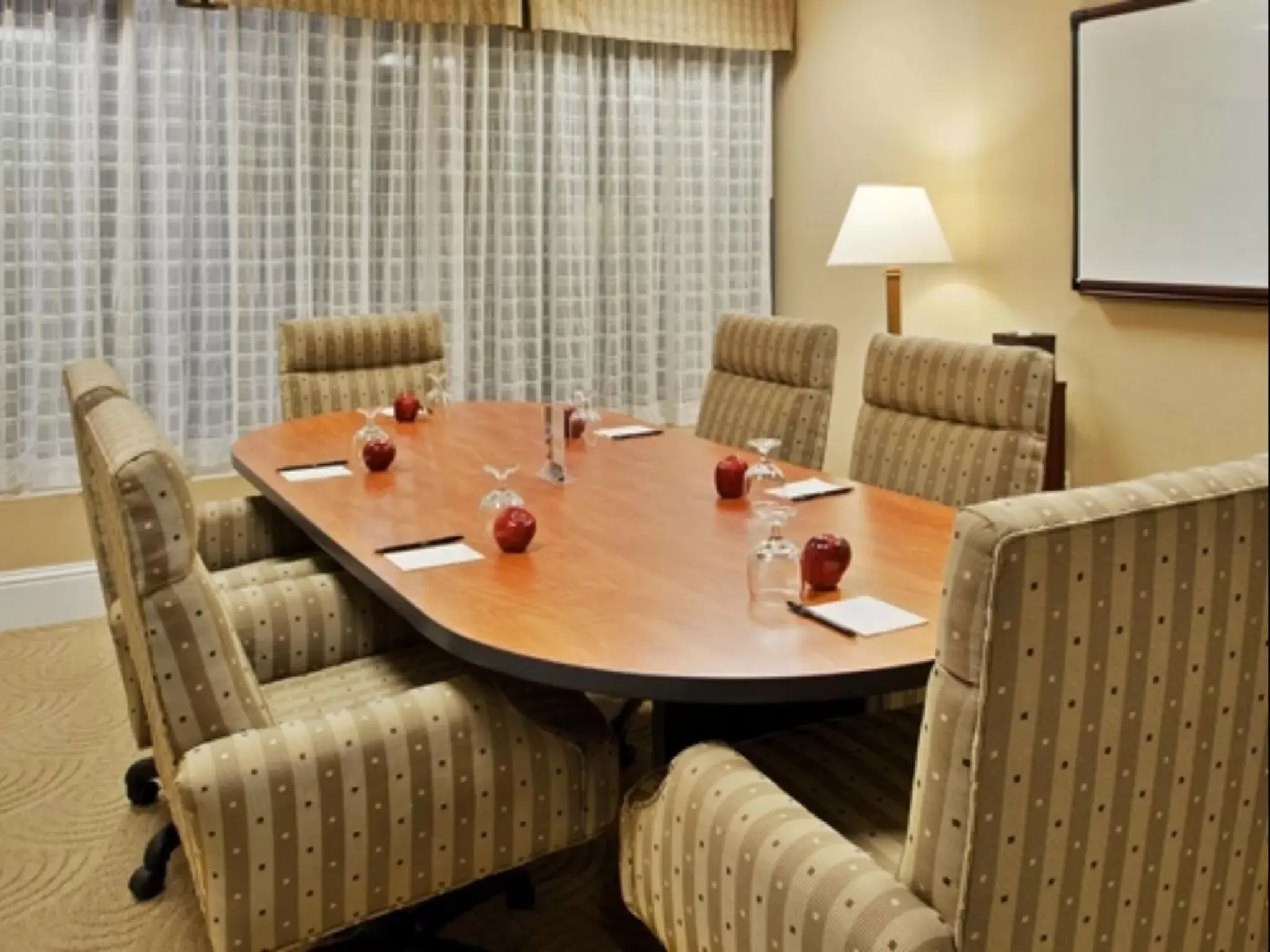 Meeting/conference room, Business Area/Conference Room in Premiere Suites