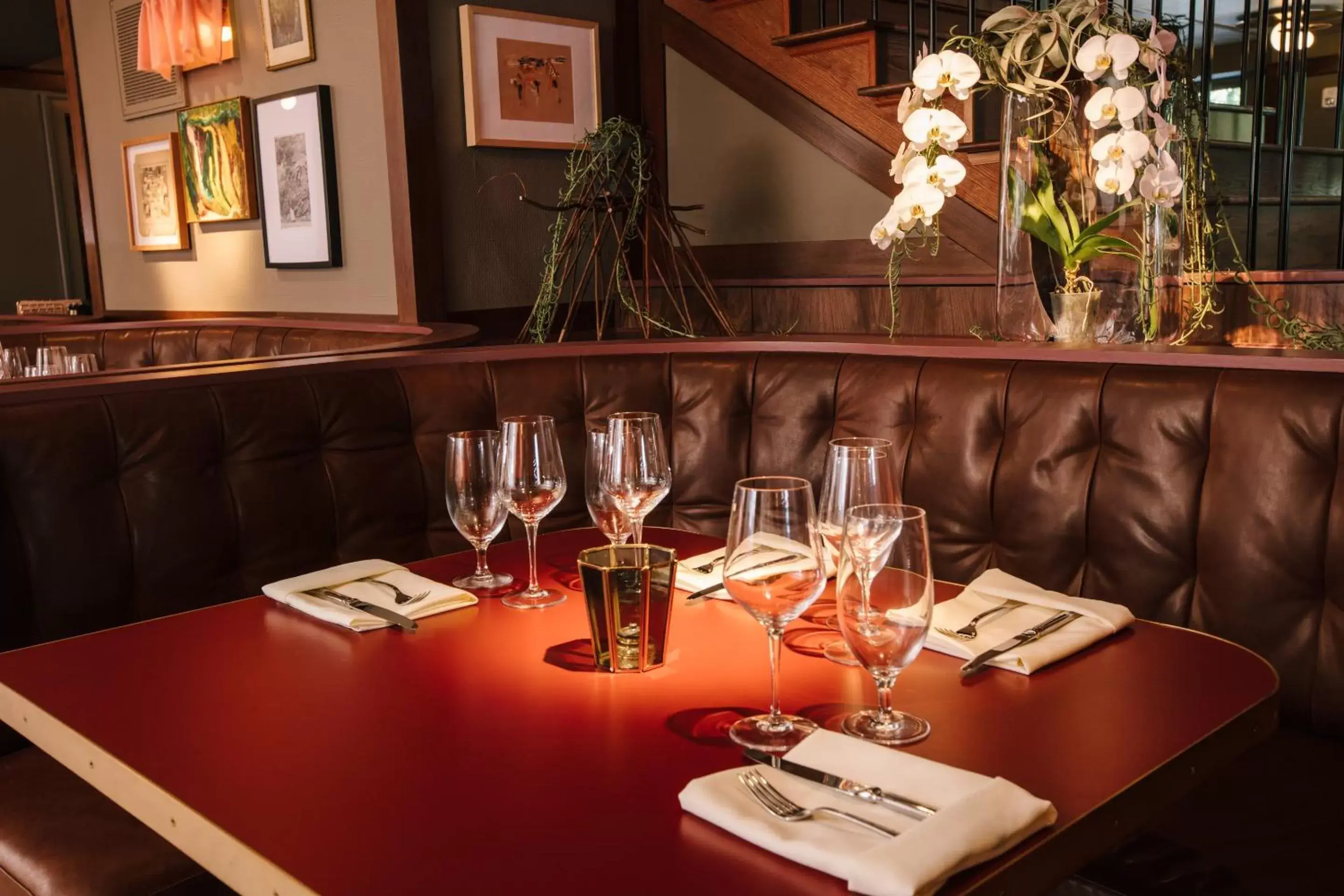 Restaurant/places to eat in Hotel Clermont Atlanta, by Oliver Restaurant/places to eat in Hotel Clermont Atlanta, by Oliver