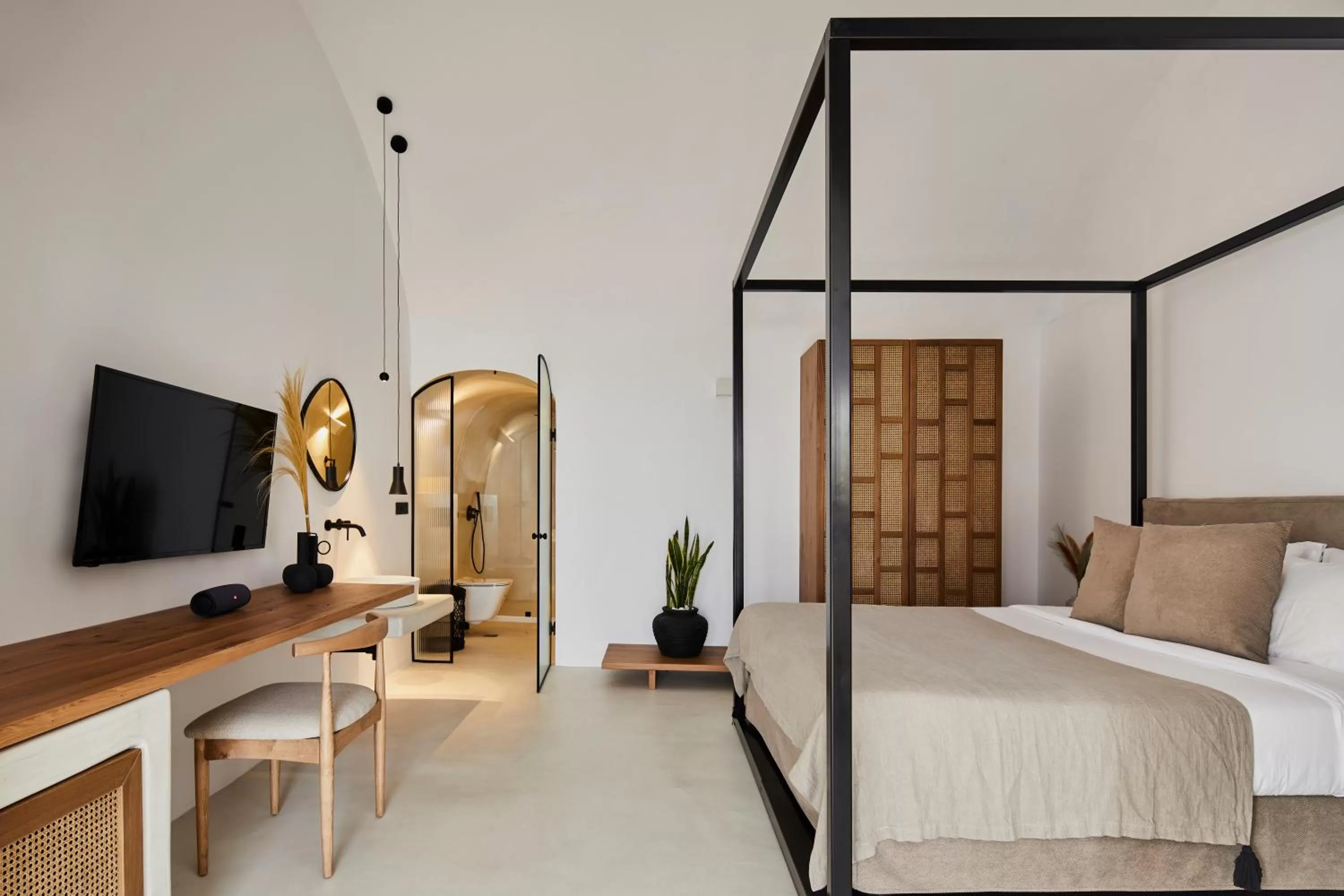 Bedroom, Bed in U & ME SUITES