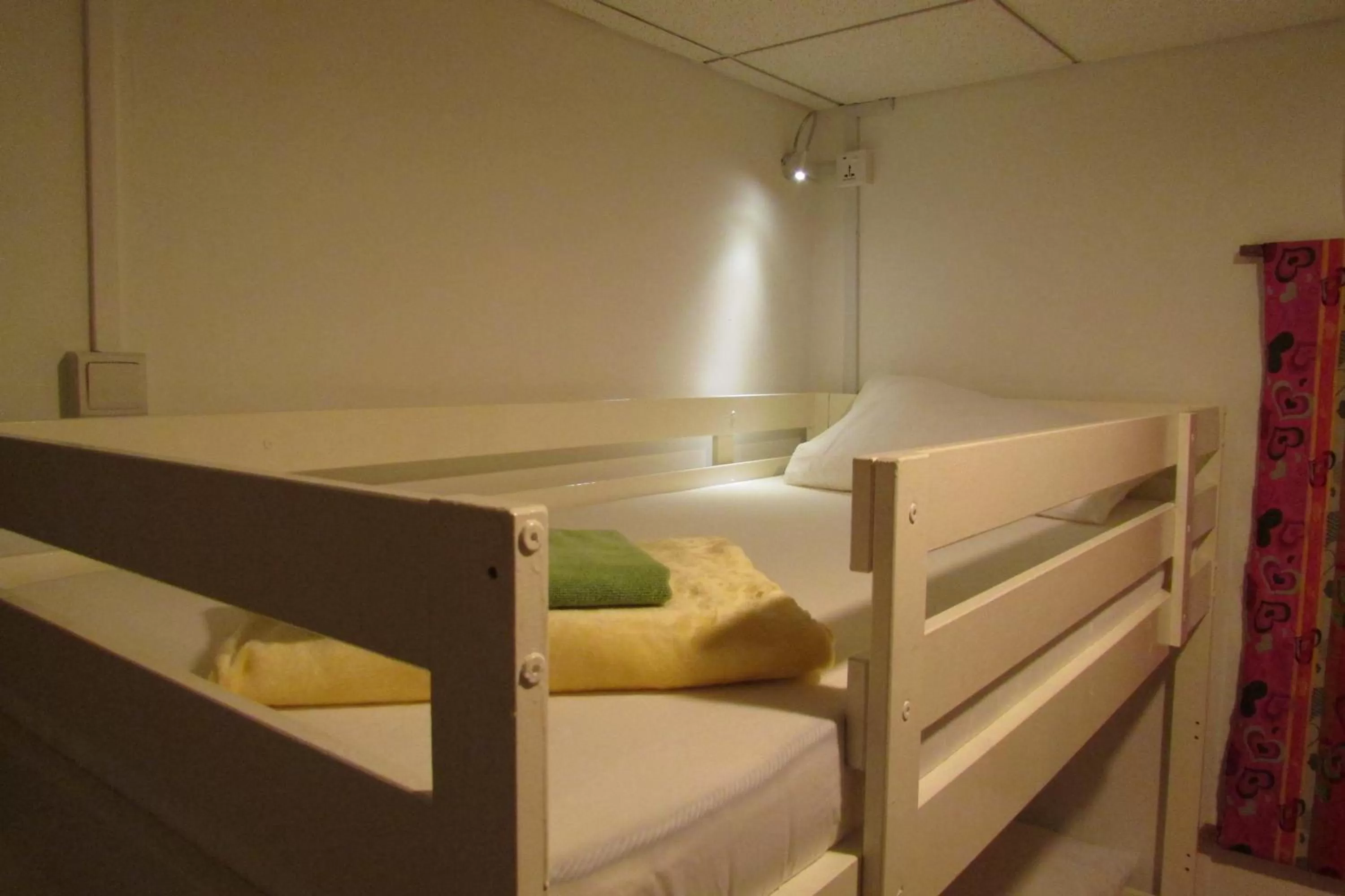 bunk bed, Bed in The Bohemian