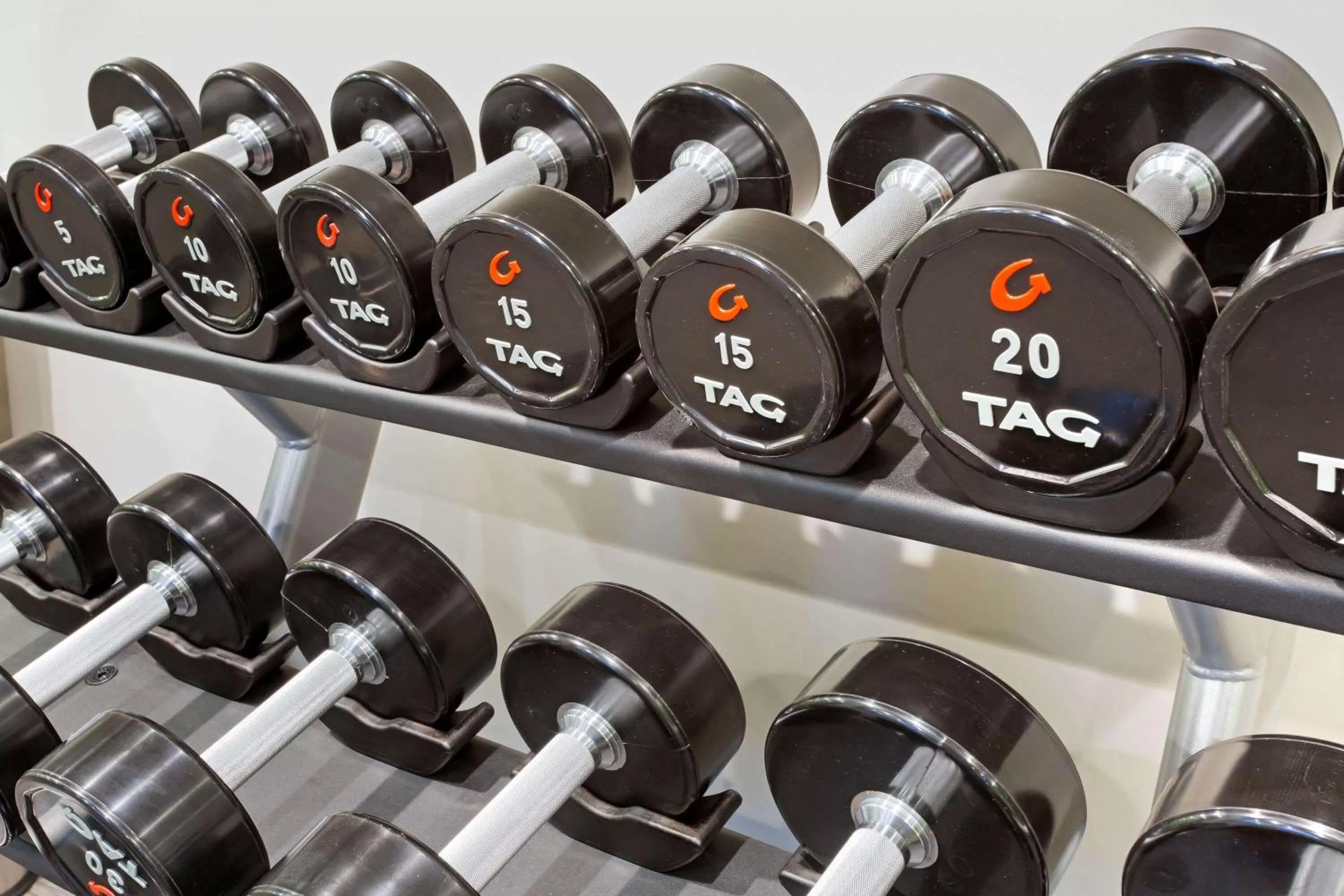 Fitness centre/facilities in La Quinta by Wyndham Hartford Bradley Airport