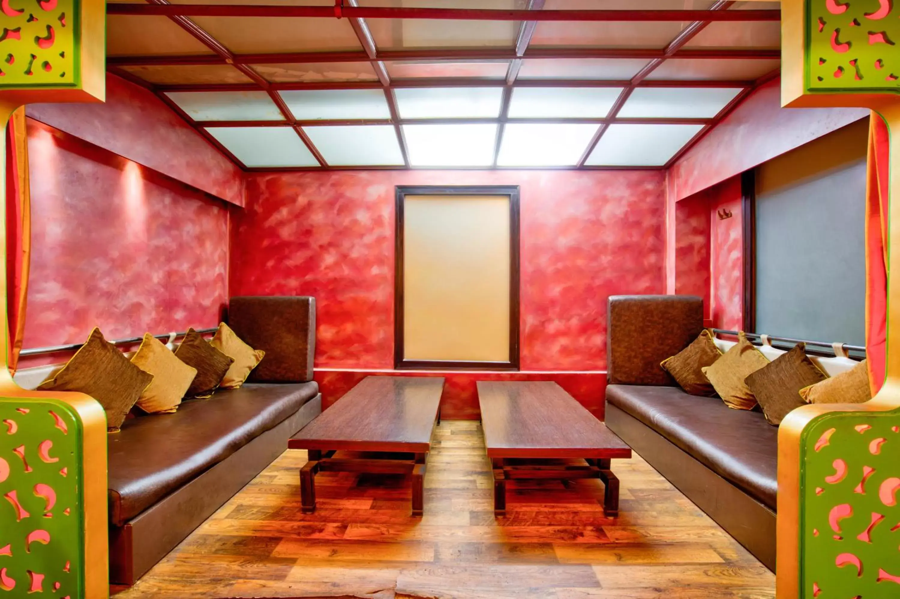 Restaurant/places to eat in Summit Ttakshang Residency Hotel & Spa
