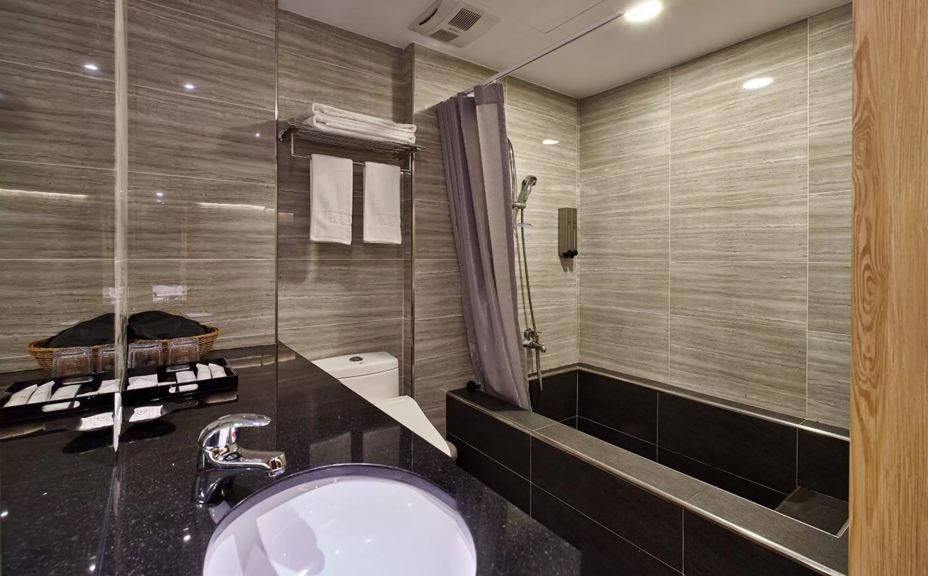 Bathroom in Yuhao Hotel - Hsinchu Branch
