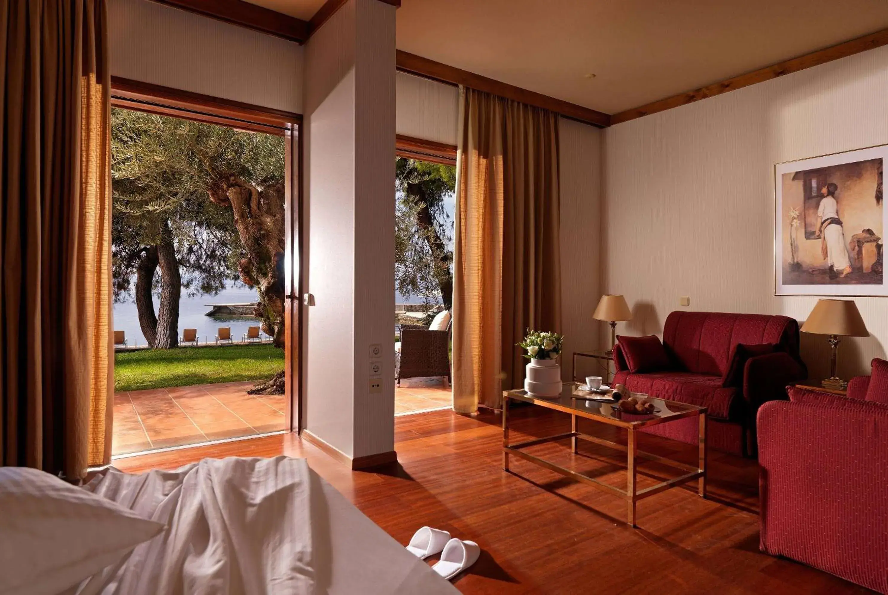 Bed, Seating Area in Wyndham Loutraki Poseidon Resort