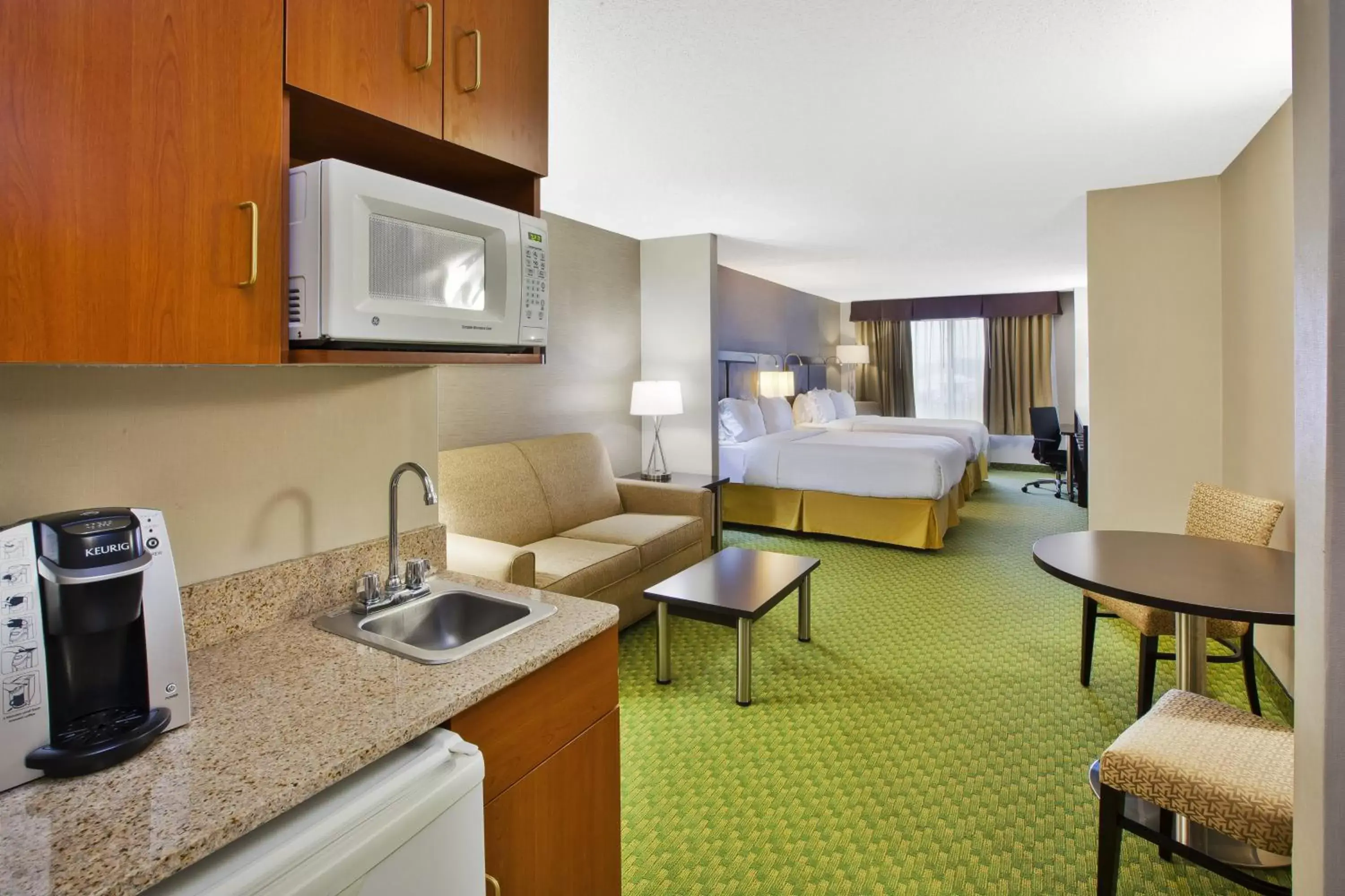 Photo of the whole room in Holiday Inn Express Hotel & Suites Bryan-Montpelier, an IHG Hotel