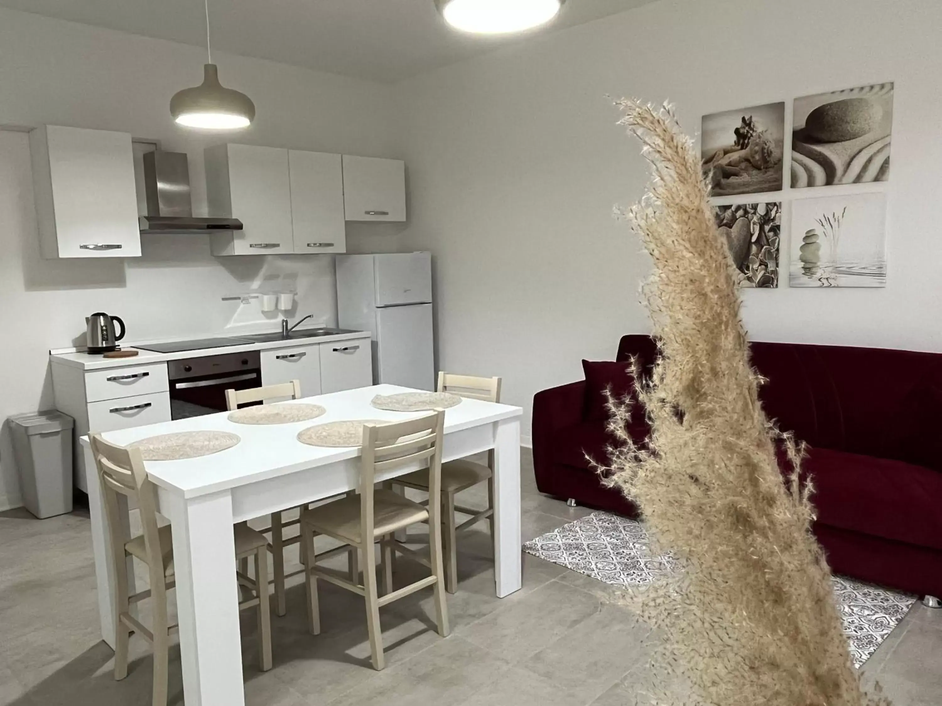 Kitchen or kitchenette, Dining Area in Castramajora Alloggi