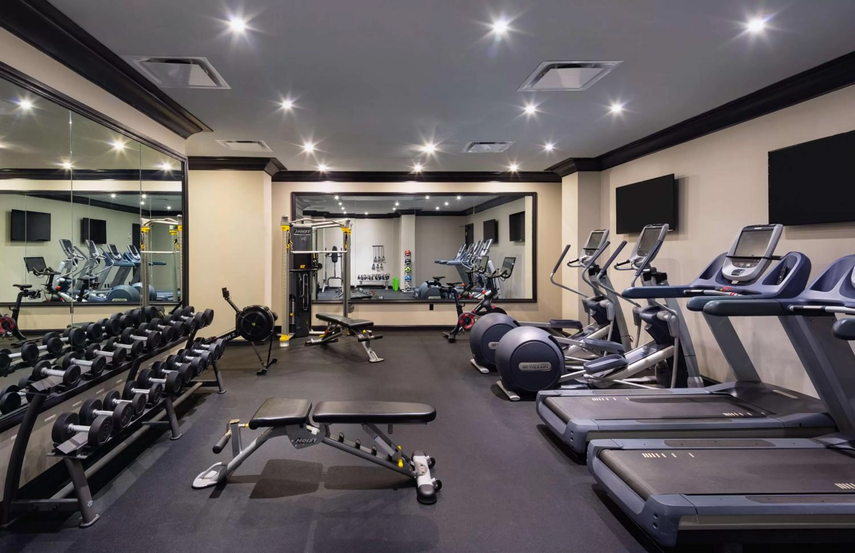Fitness centre/facilities in Dream Nashville, by Hyatt