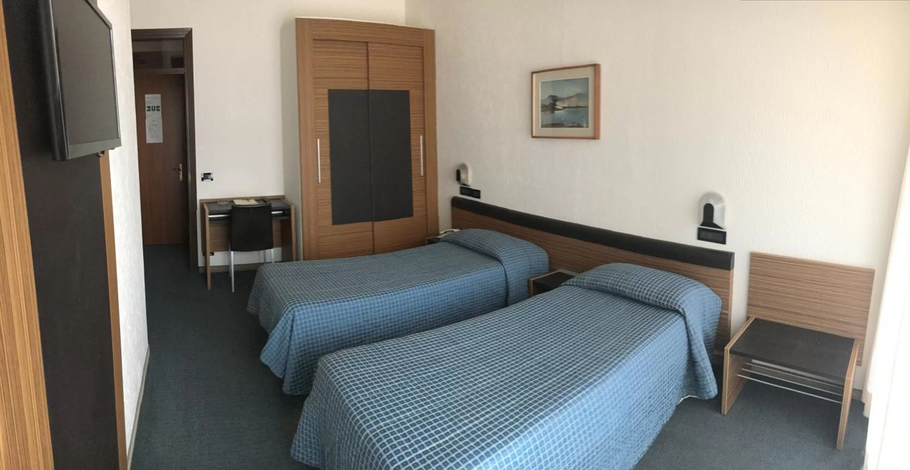 Bed in Albergo Valle d'Oro