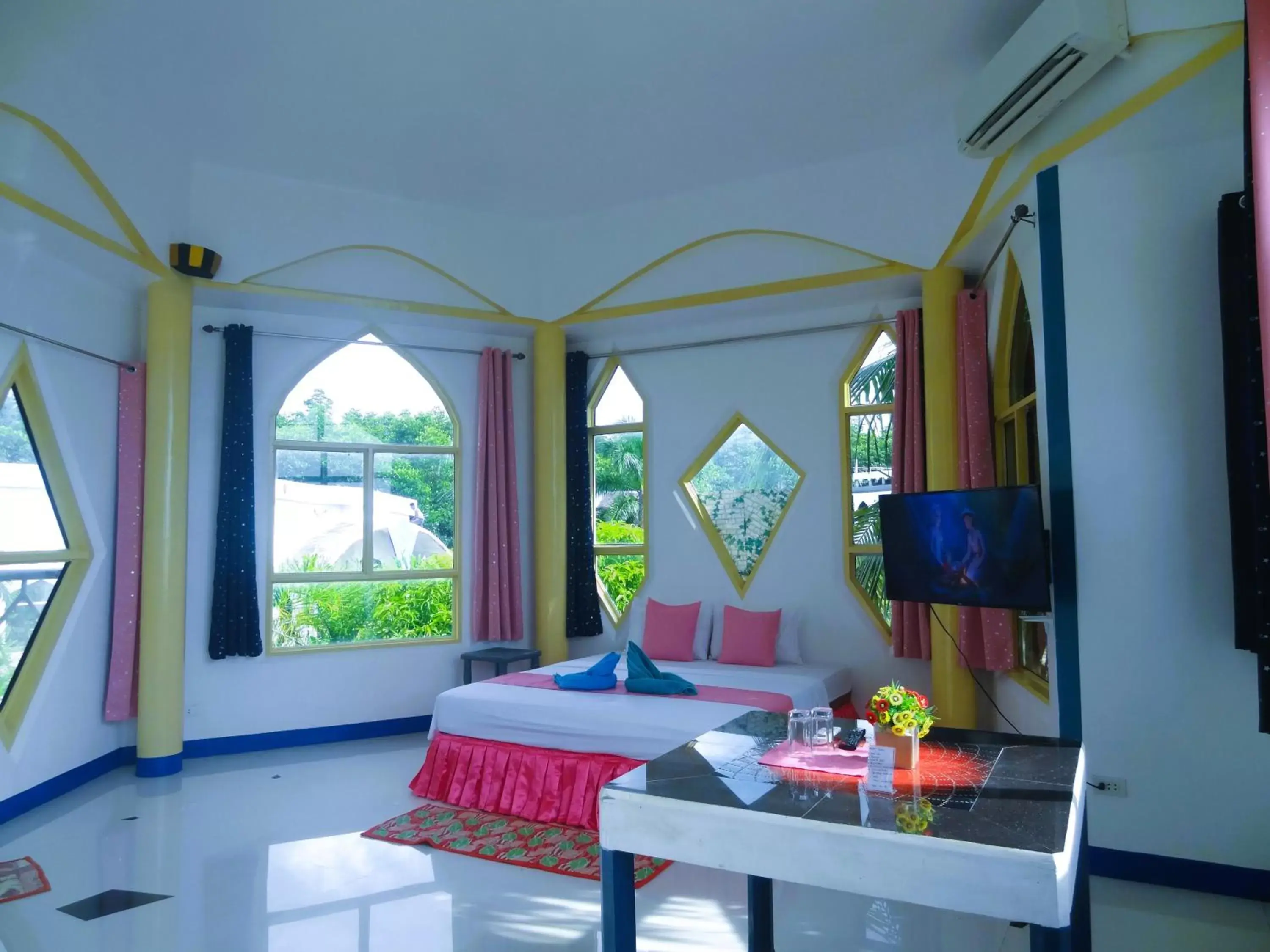 Deluxe Double Room with Balcony in MG Chateau Resort Deluxe Double Room with Balcony in MG Chateau Resort