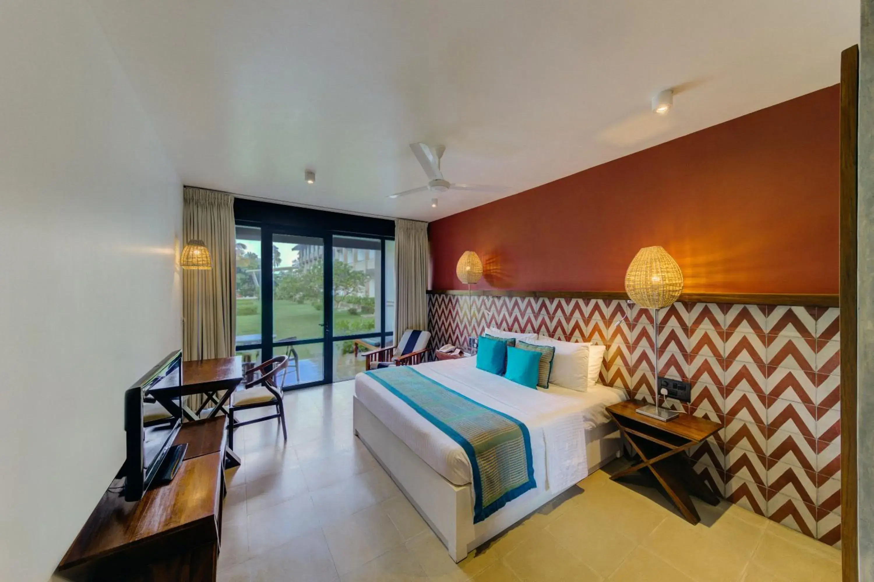 Photo of the whole room, Bed in Cinnamon Bey Beruwala Photo of the whole room, Bed in Cinnamon Bey Beruwala